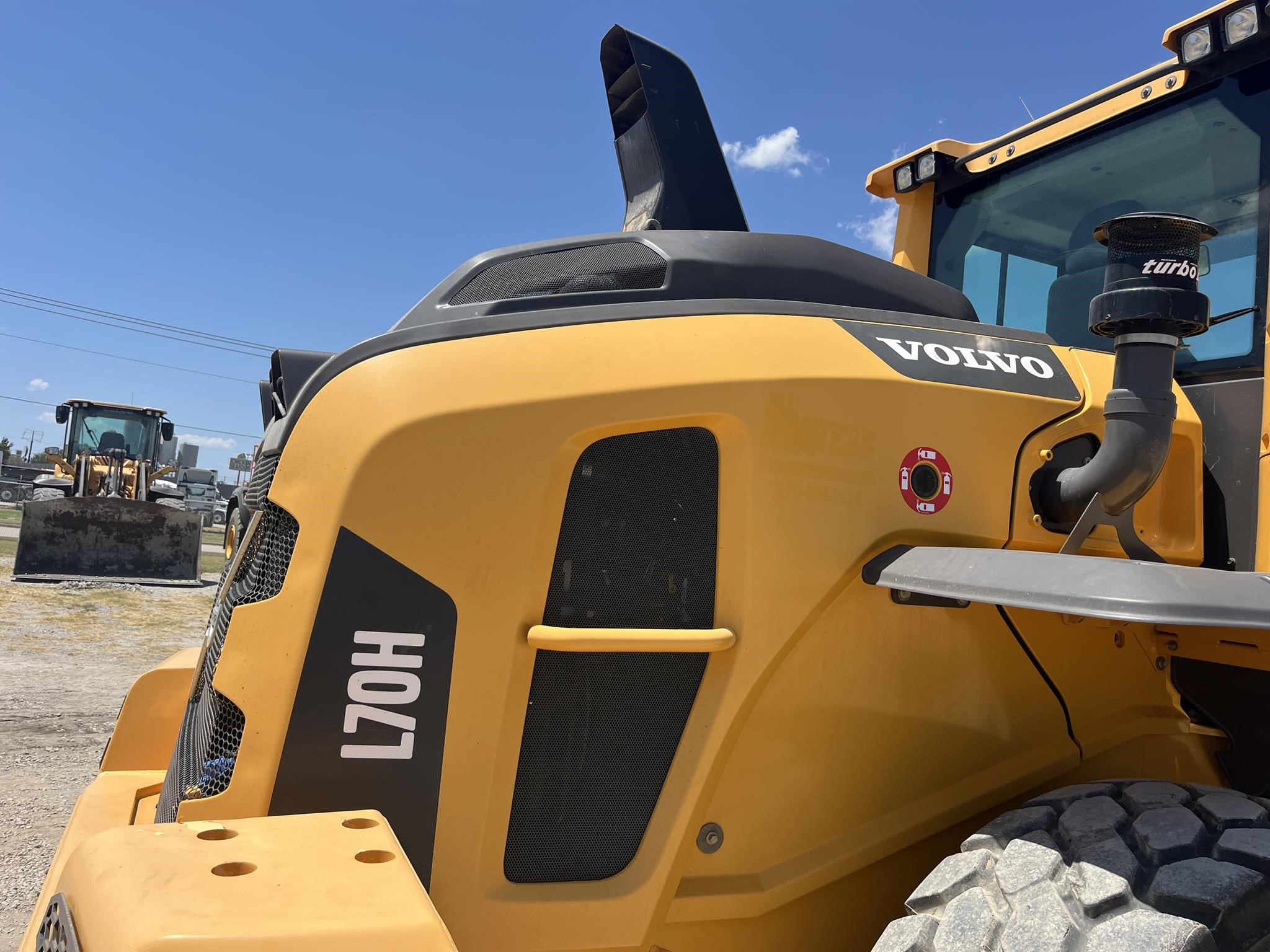 2023 Volvo L70H