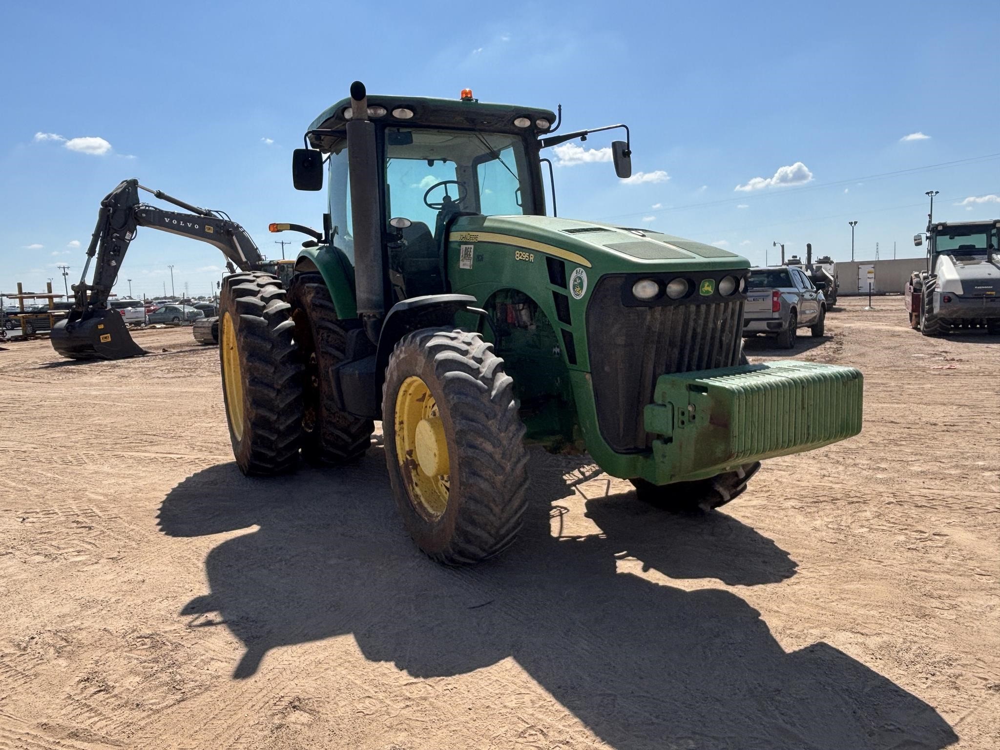 2010 John Deere 8295R
