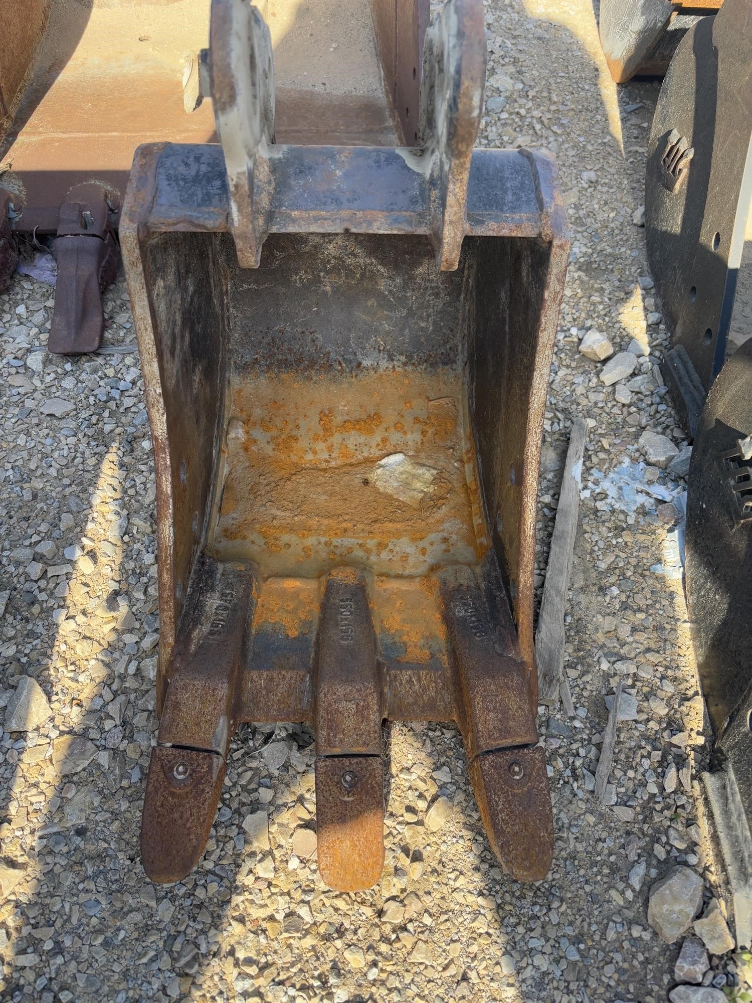2021 TAG 12 in. FLAT BOTTOM BUCKET - YANMAR VIO15 & VIO17 EXCA