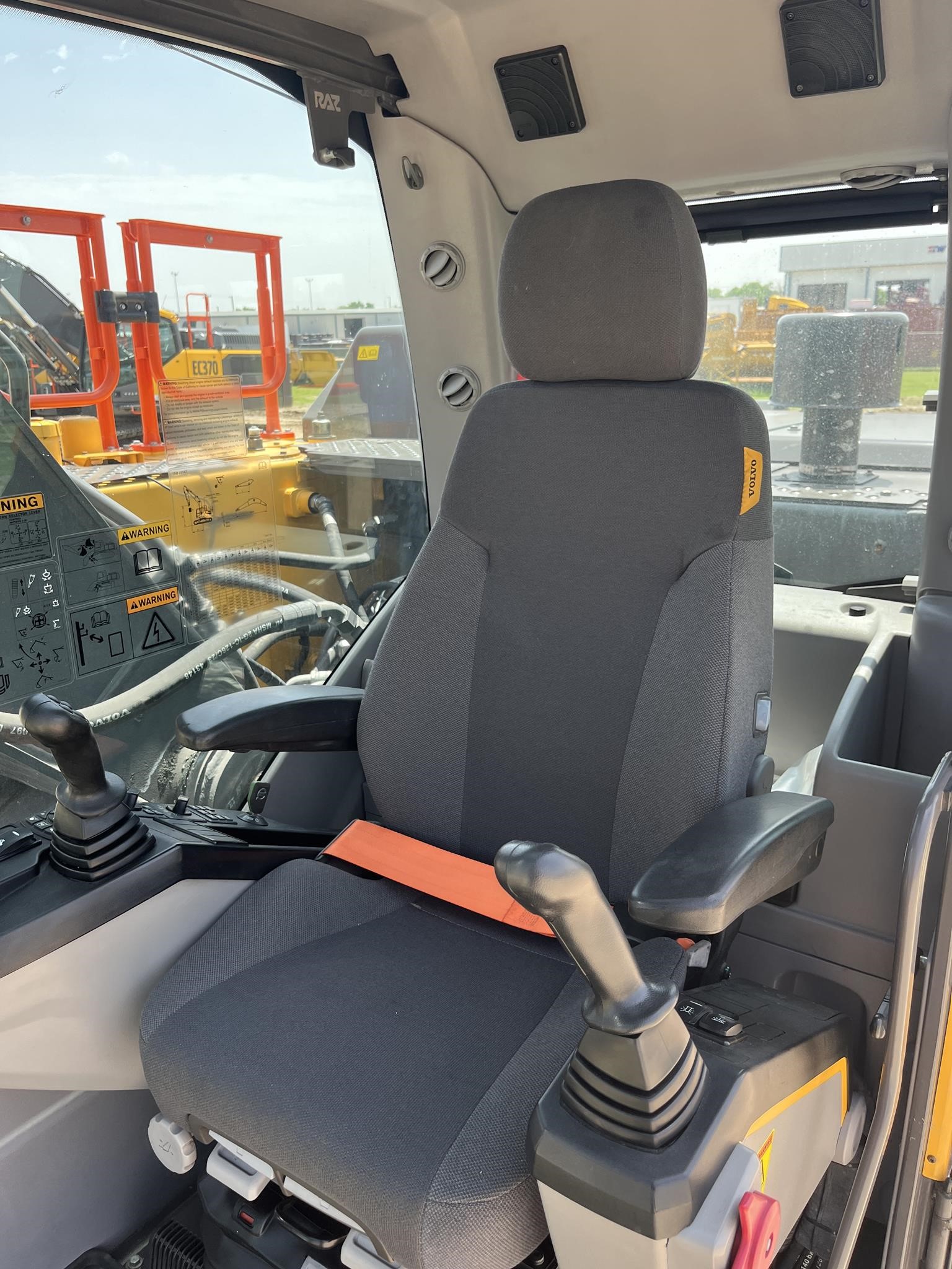 2022 Volvo EC200EL
