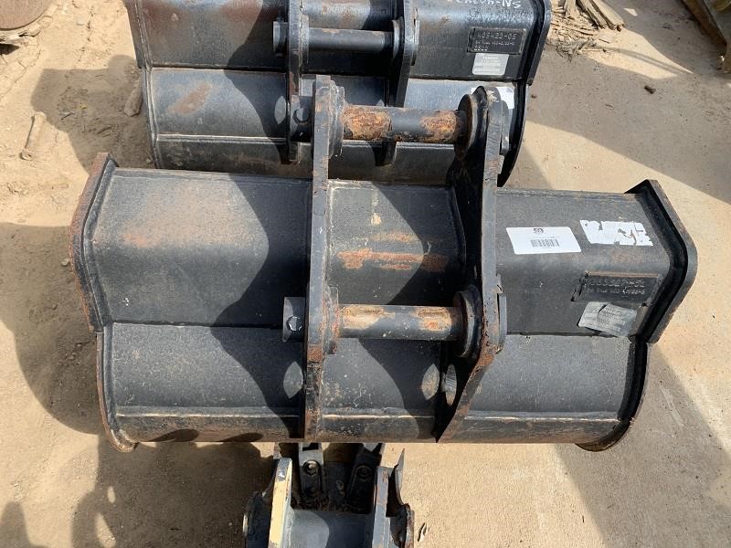 0 Yanmar 36 in. CLEAN-OUT BUCKET - YANMAR VIO55 EXCAVATOR