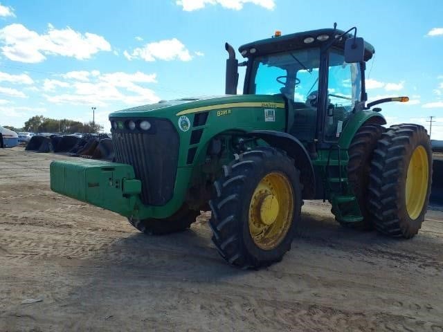 2010 John Deere 8295R