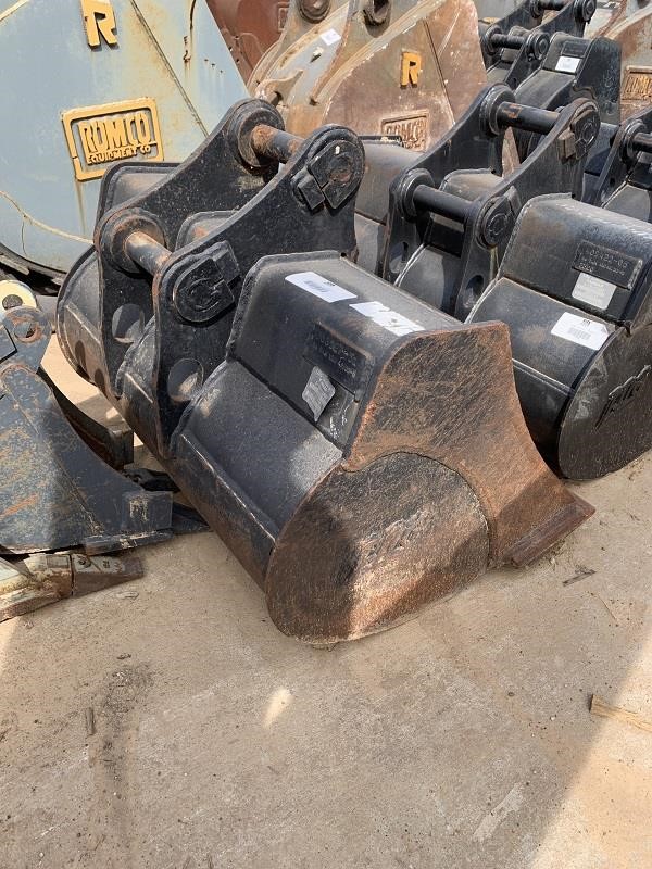 0 Yanmar 36 in. CLEAN-OUT BUCKET - YANMAR VIO55 EXCAVATOR
