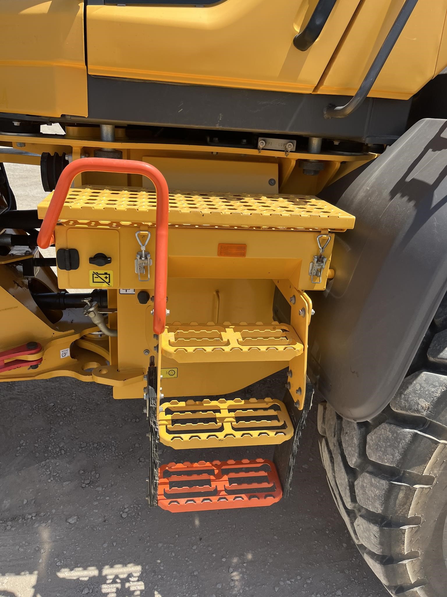 2023 Volvo L70H