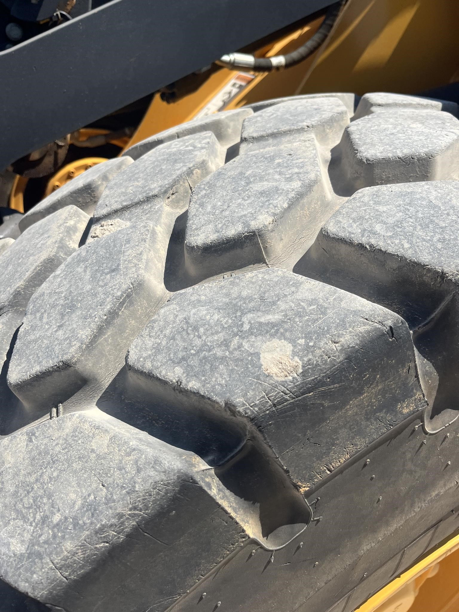 2023 Volvo L70H