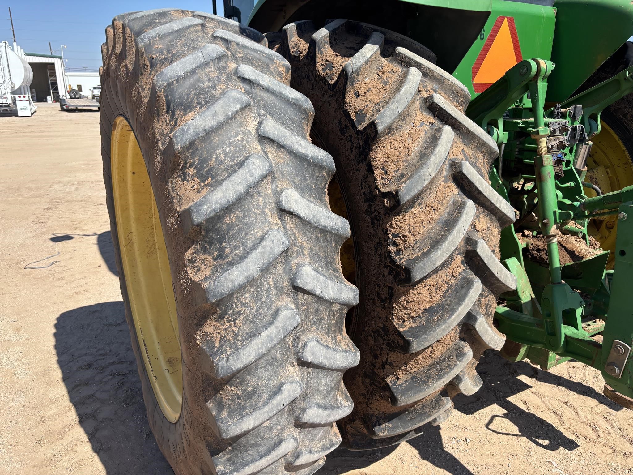 2010 John Deere 8295R