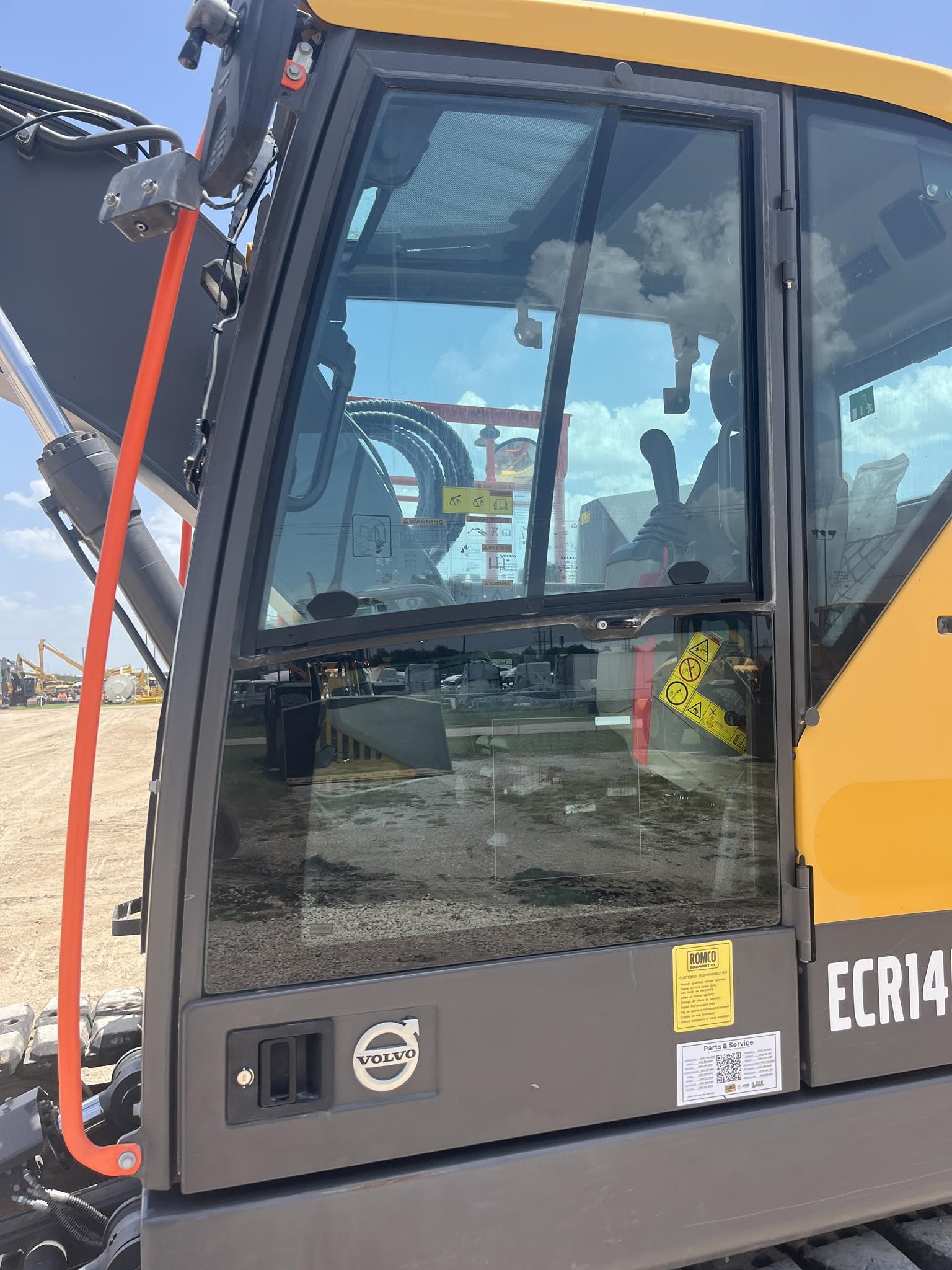2023 Volvo ECR145EL