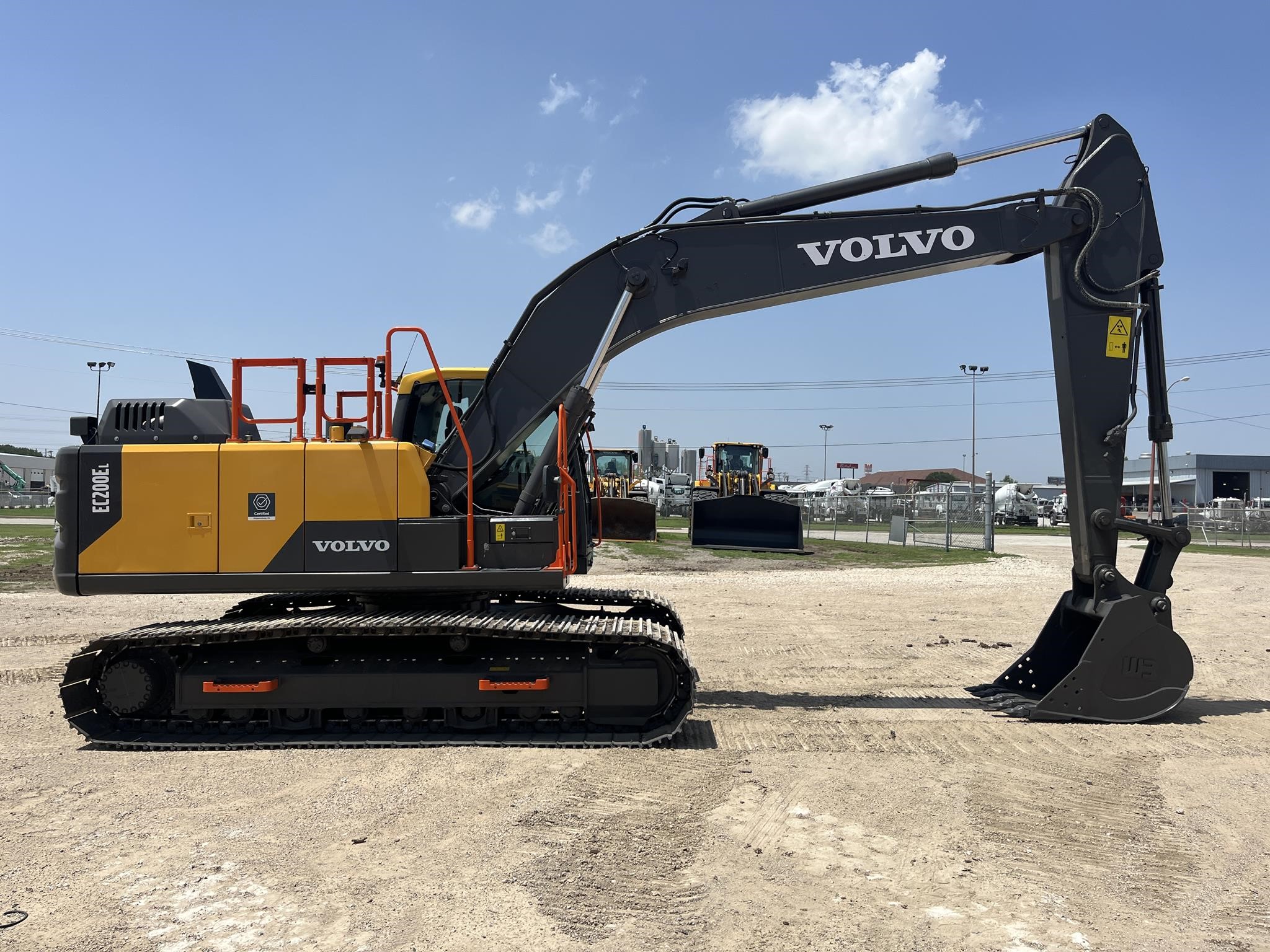 2022 Volvo EC200EL
