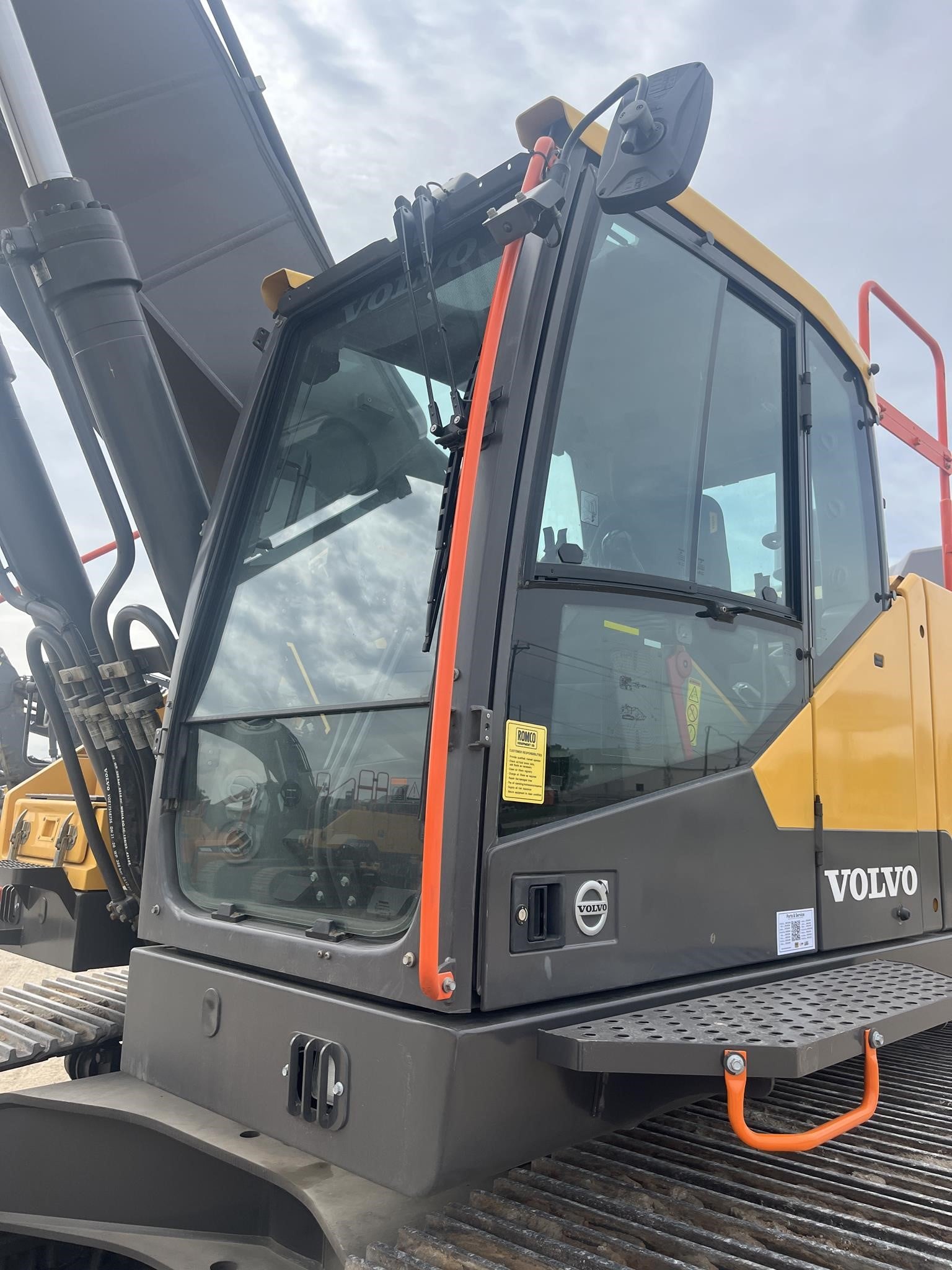 2023 Volvo EC480EL