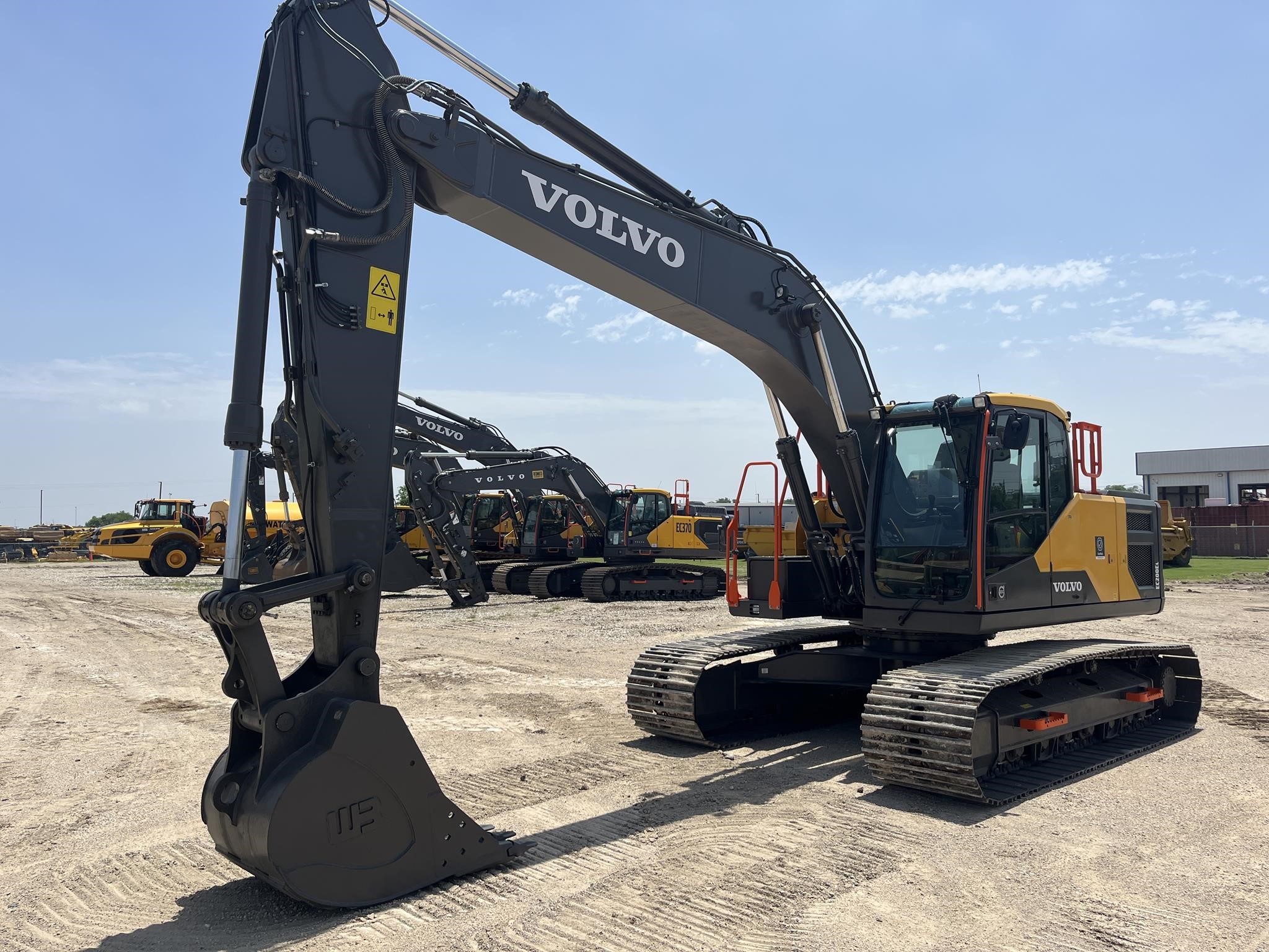 2022 Volvo EC200EL