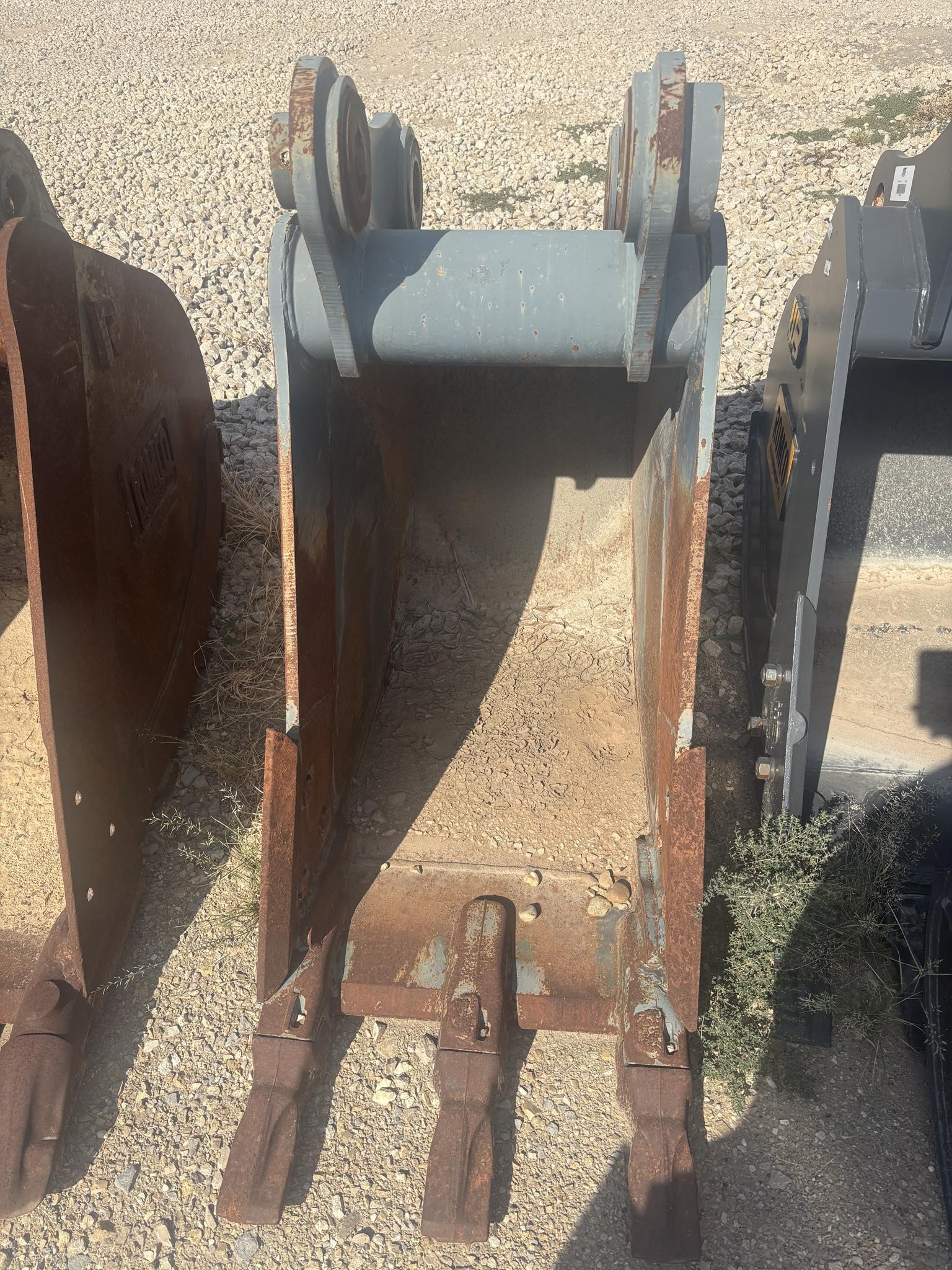2022 Rockland 24 in. BUCKET - VOLVO EC160EL EXCAVATOR