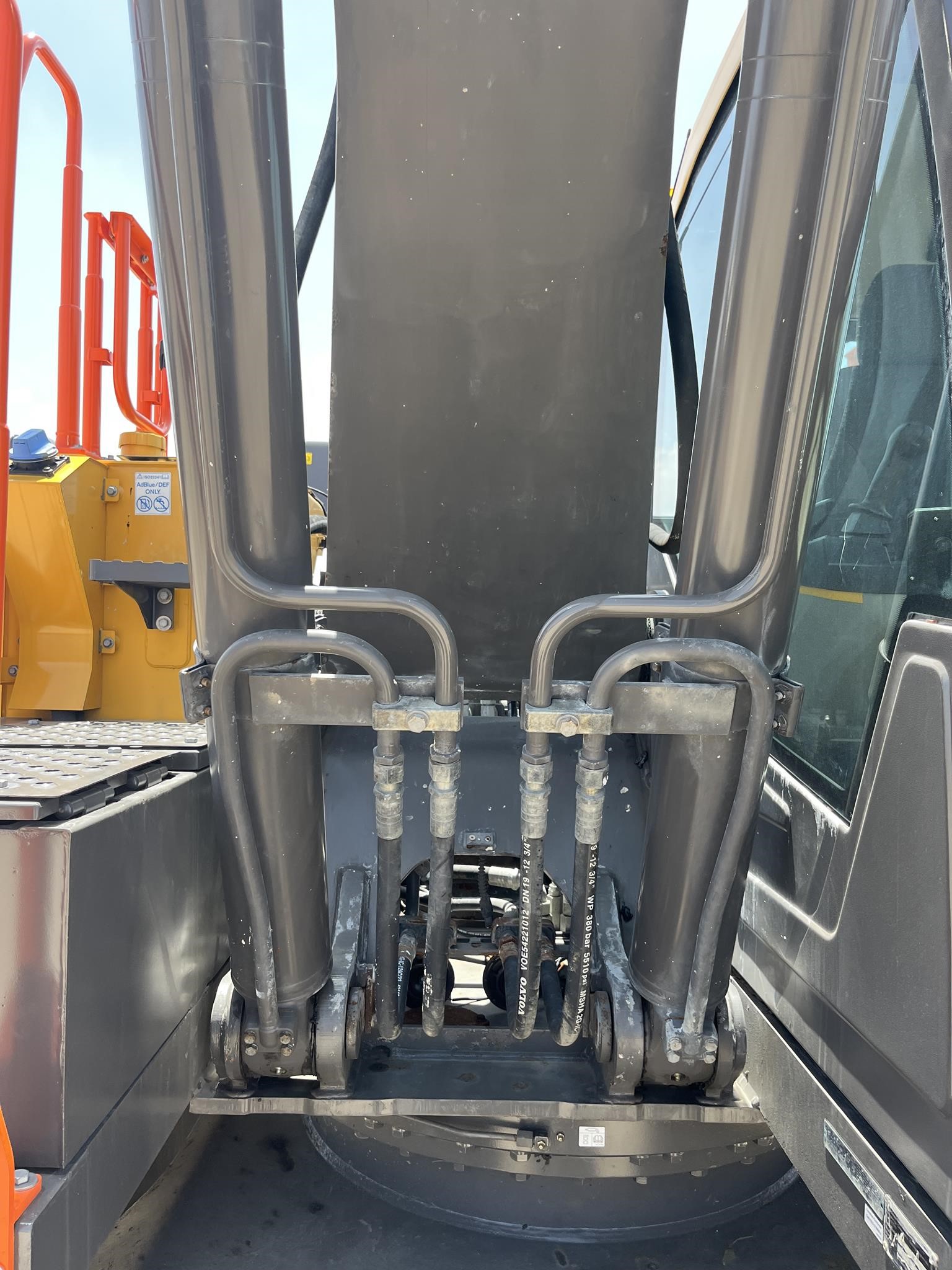 2022 Volvo EC200EL