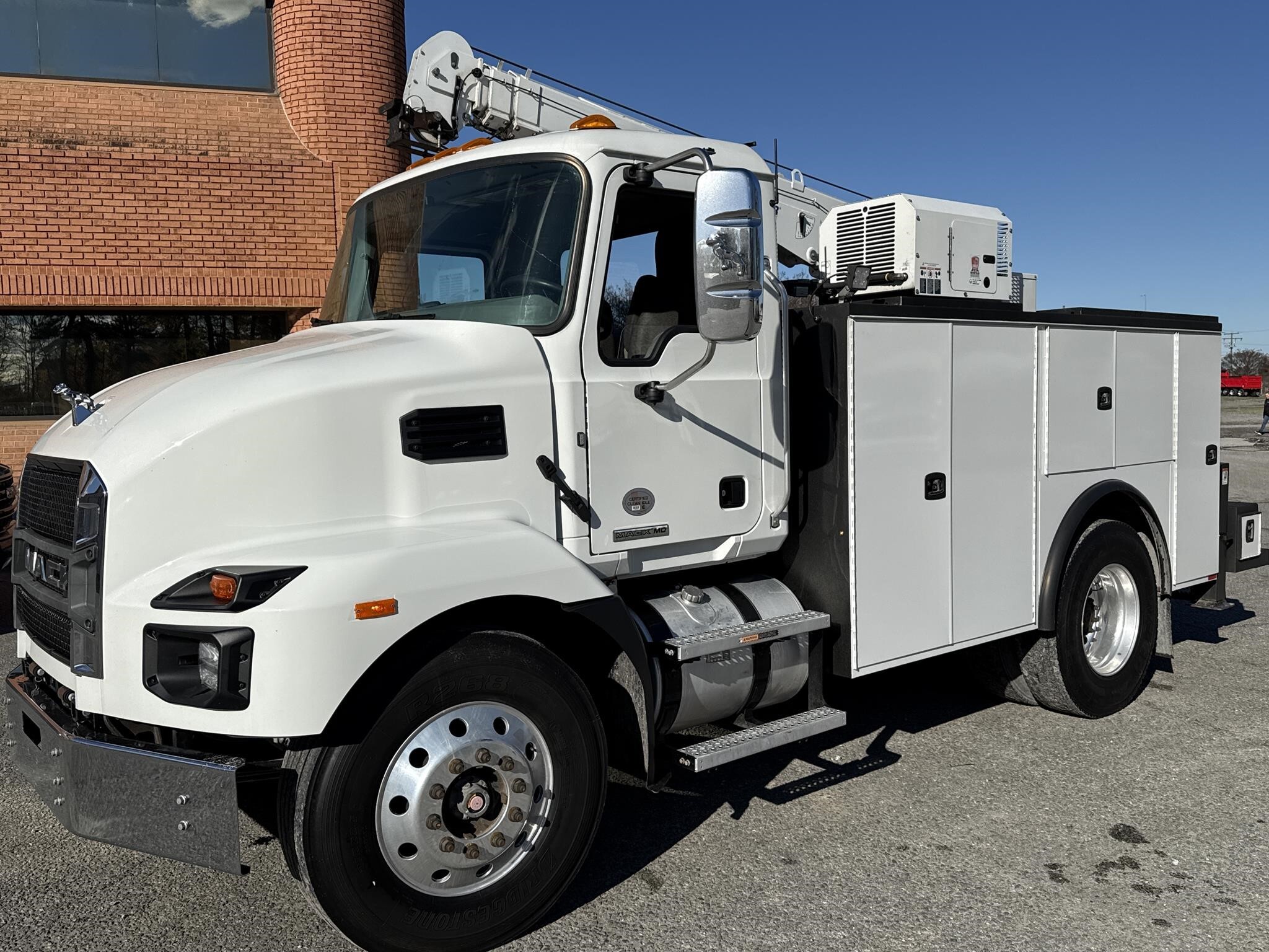Photo of a 2023 Mack MD6