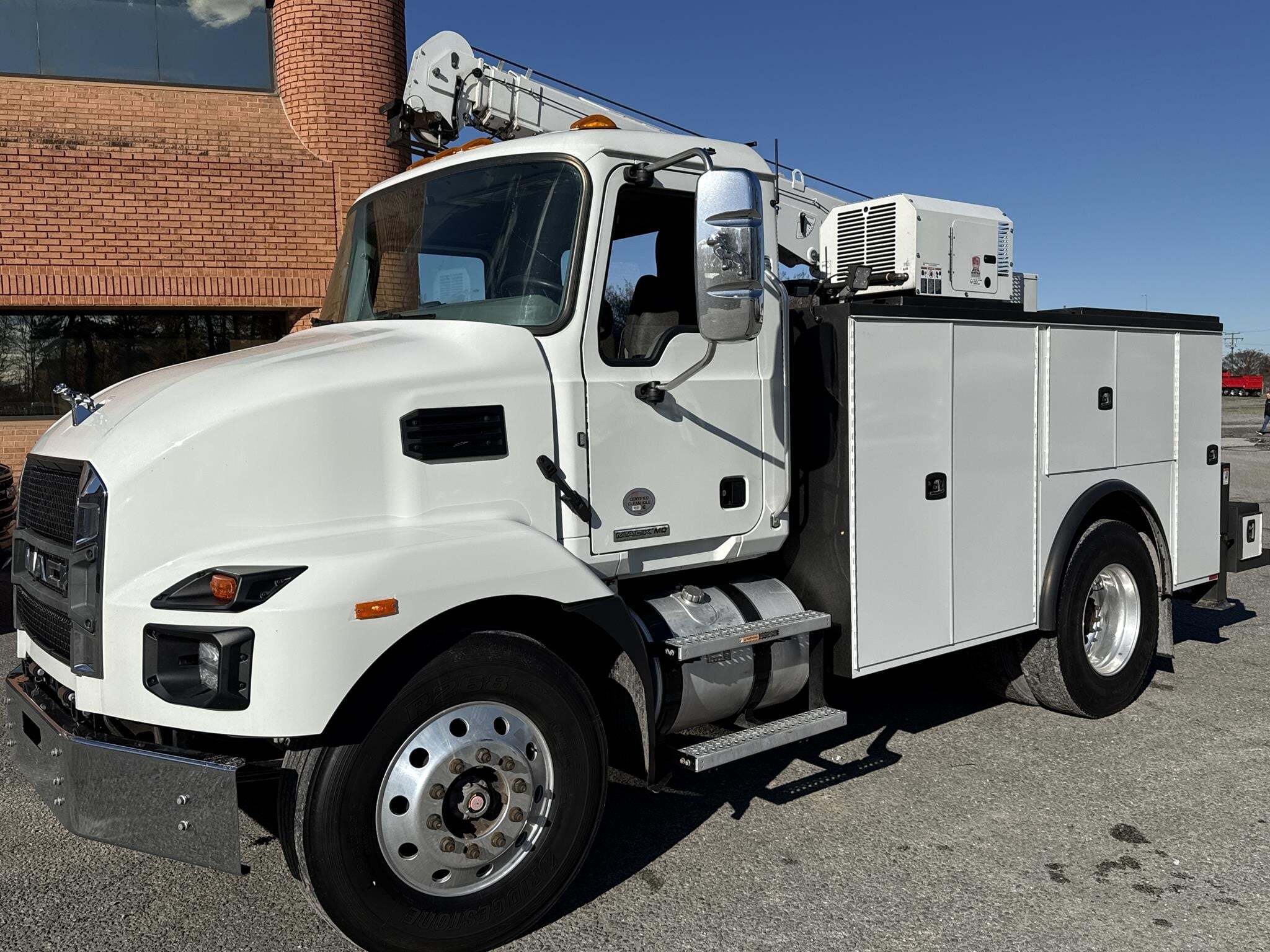 Photo of a 2023 Mack MD6