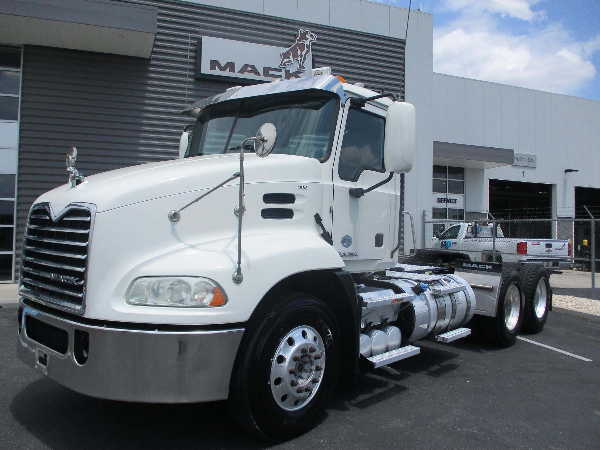 Photo of a 2018 Mack 600