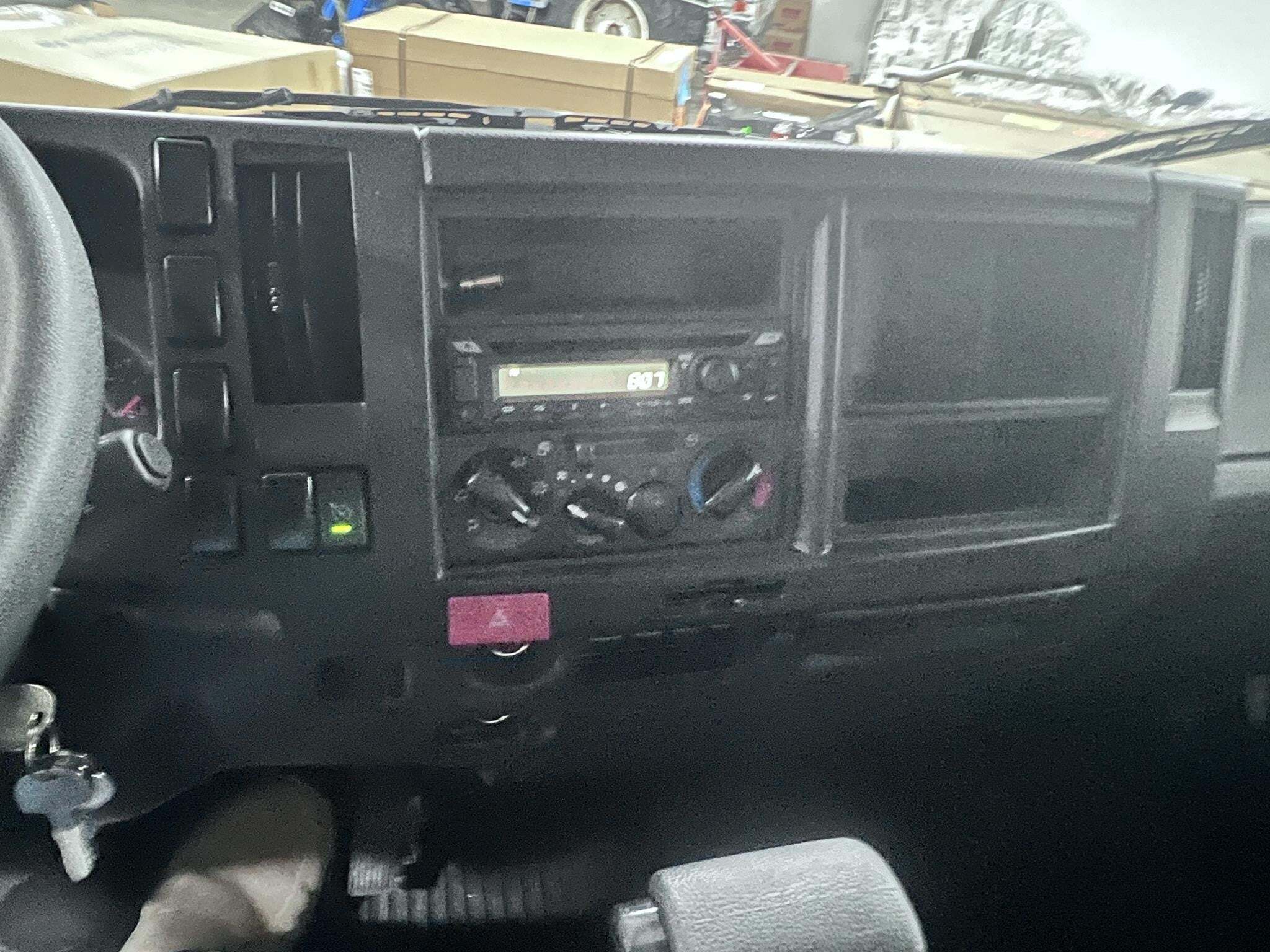 2026 Isuzu NPR HD