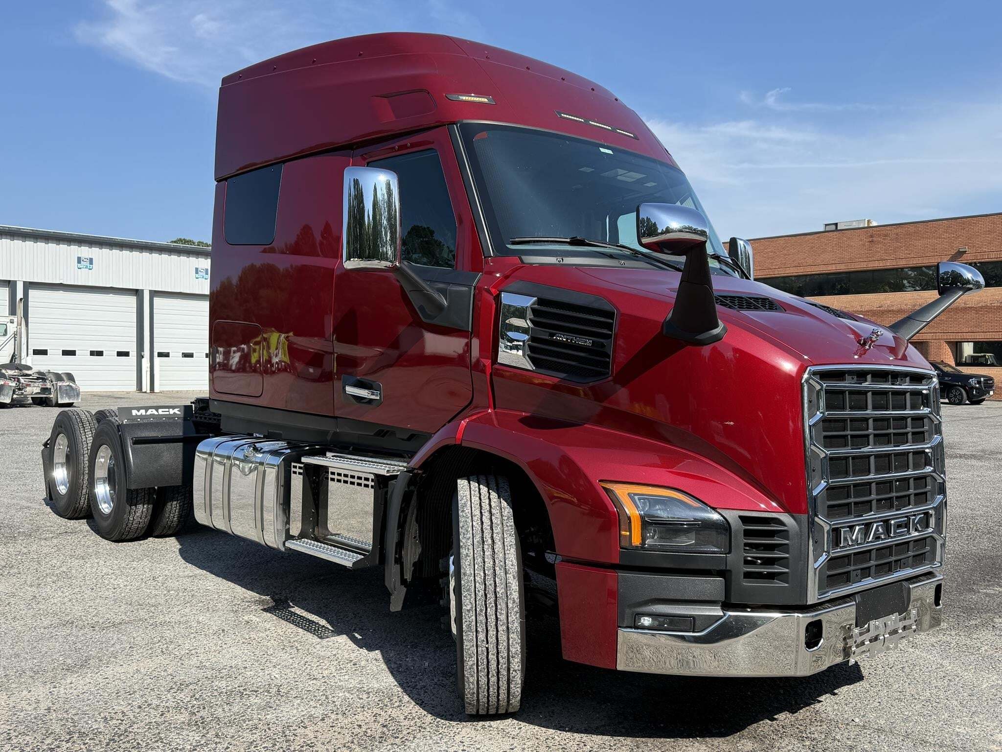 Photo of a 2027 Mack ANTHEM 64T