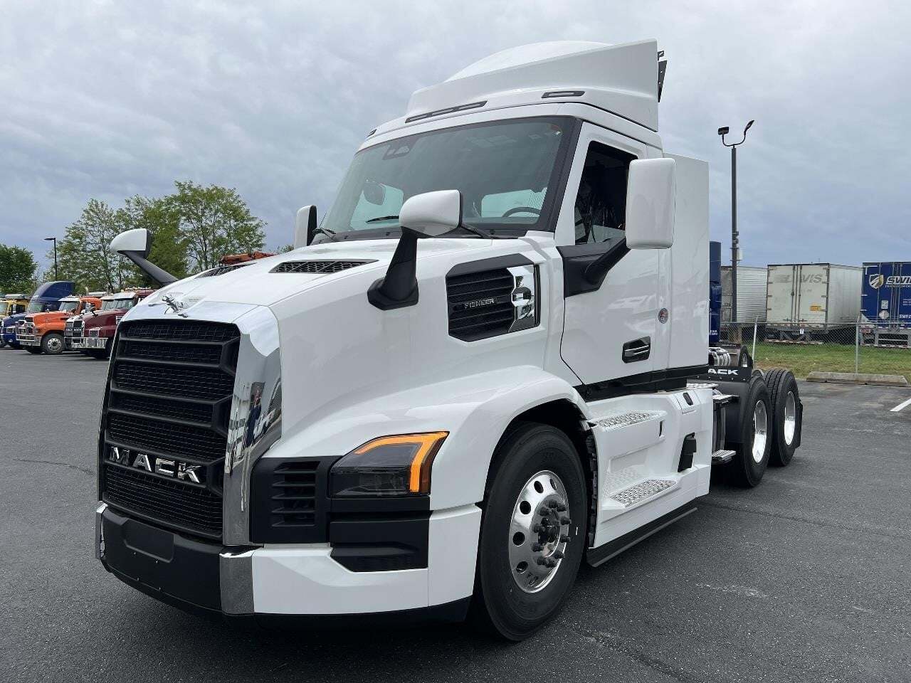 2027 Mack Pioneer