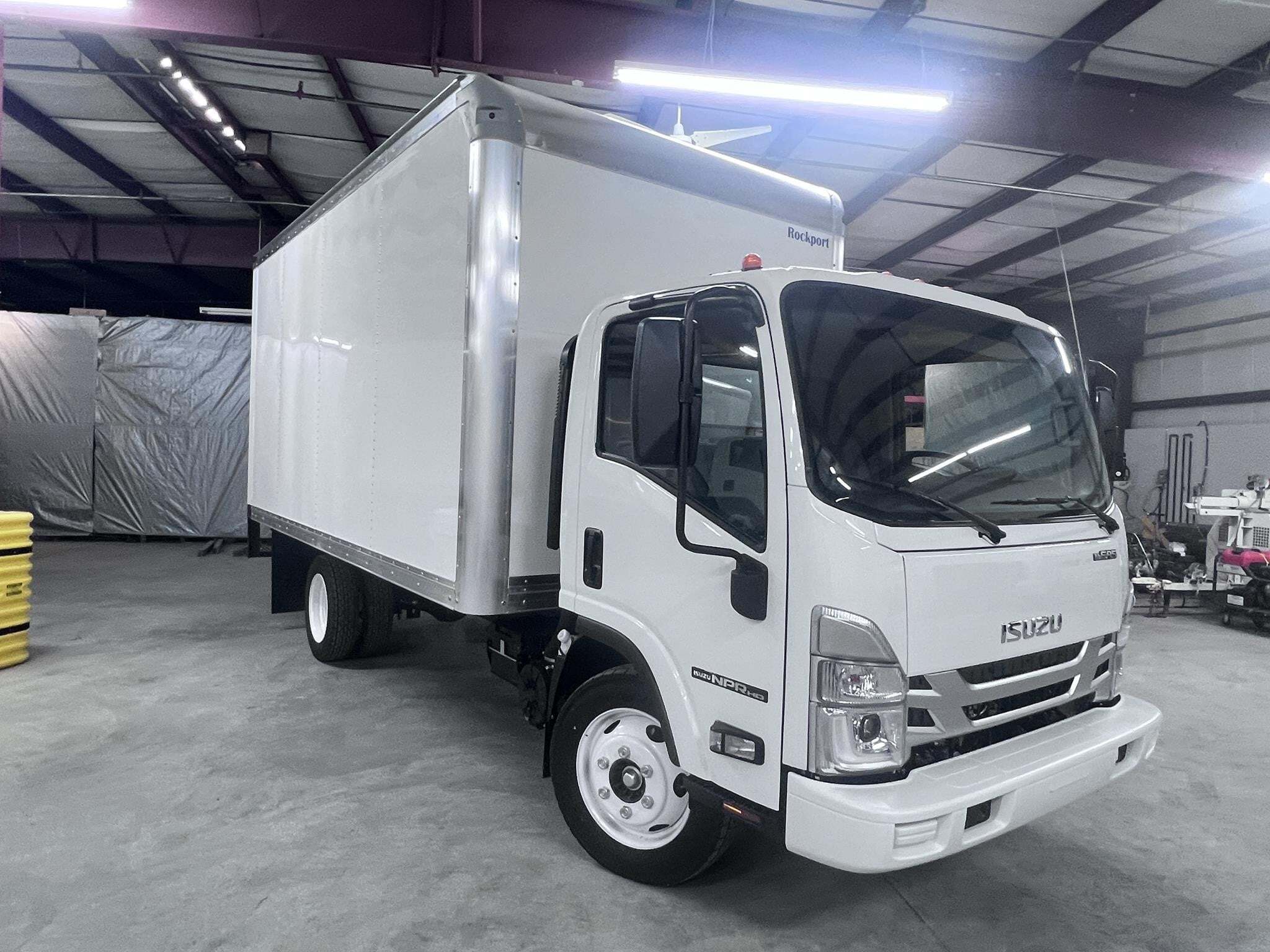 2026 Isuzu NPR HD