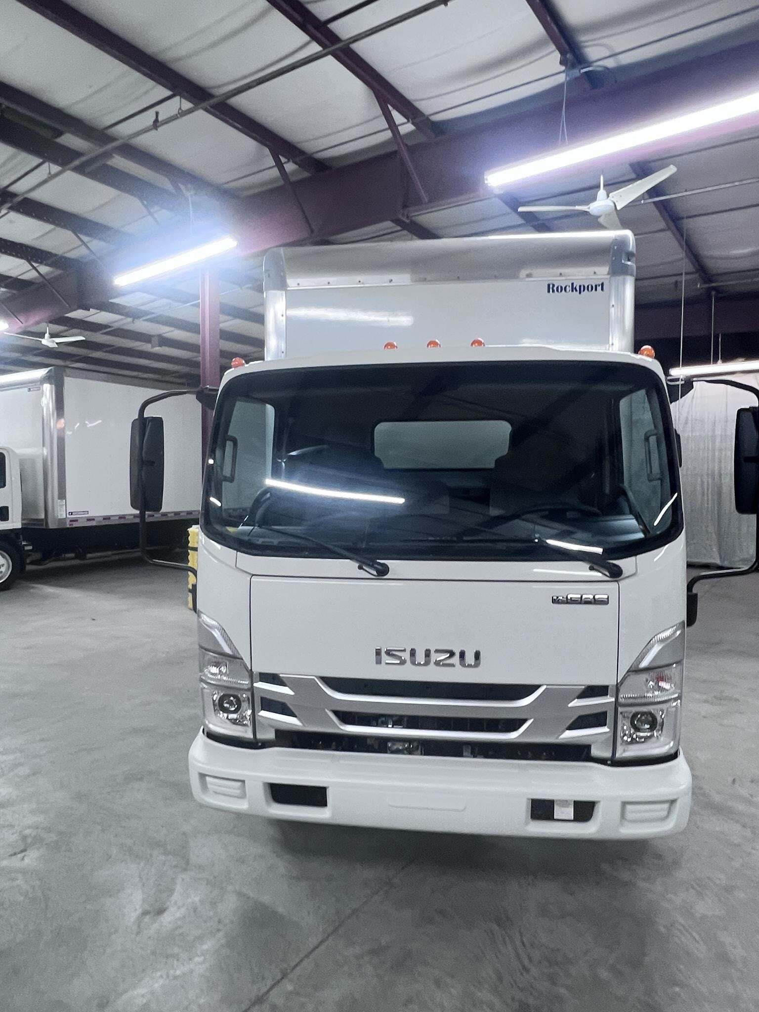 2026 Isuzu NPR HD