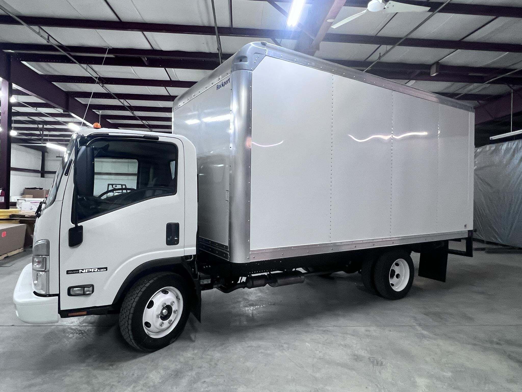 2026 Isuzu NPR HD