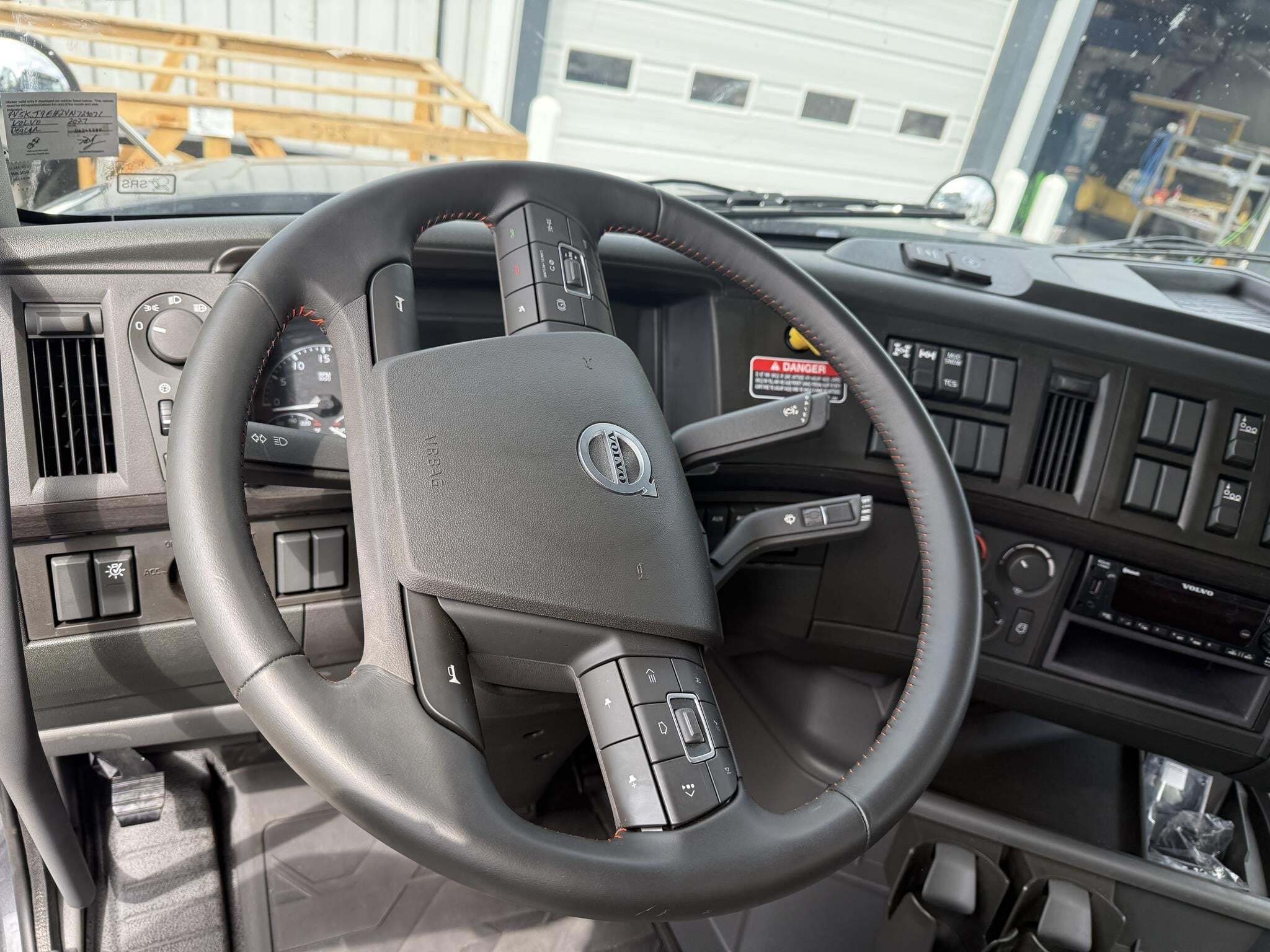 2027 Volvo VHD104F300