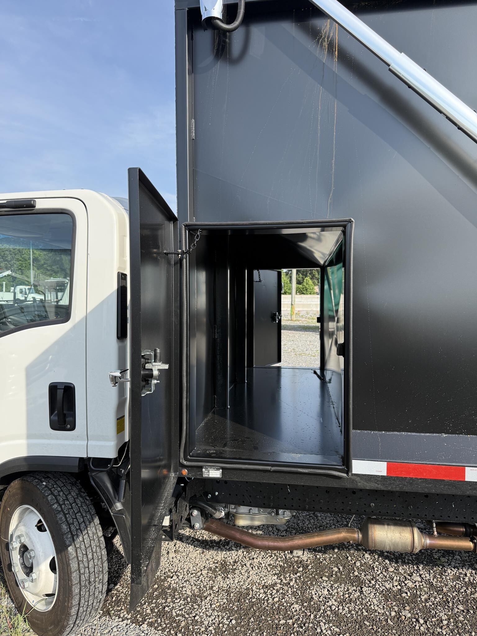 2026 Isuzu NRR