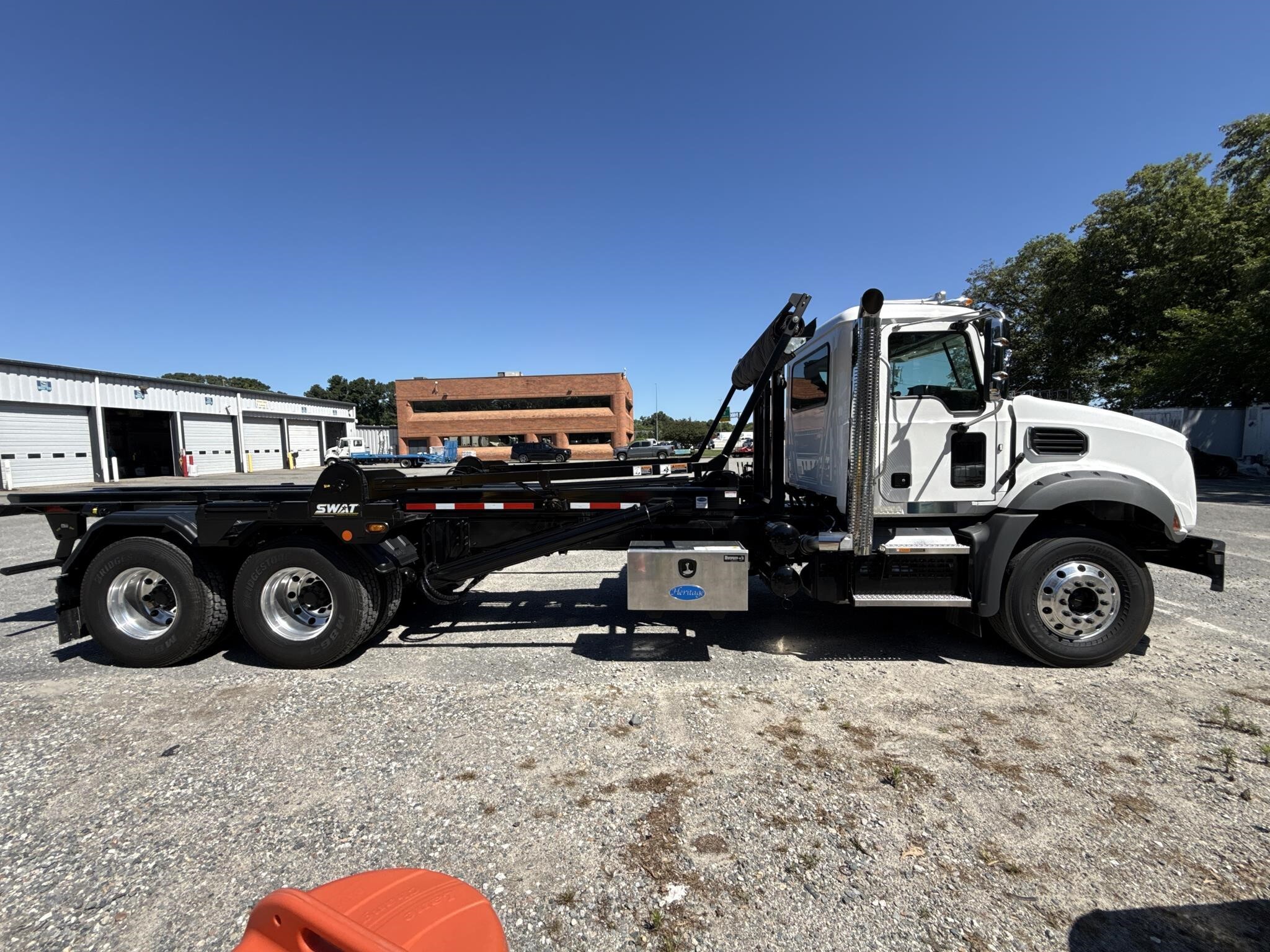 2027 Mack GRANITE 64BR