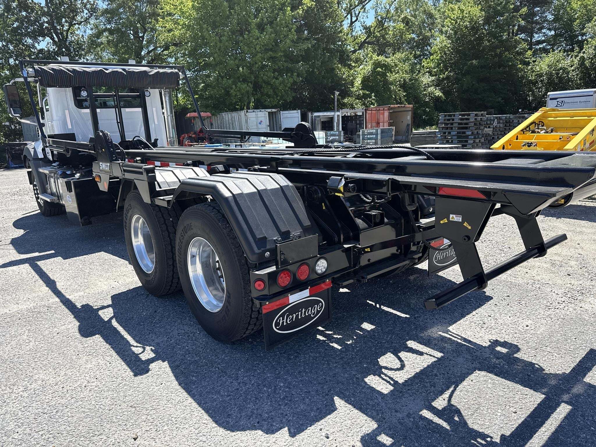 2027 Mack GRANITE 64BR