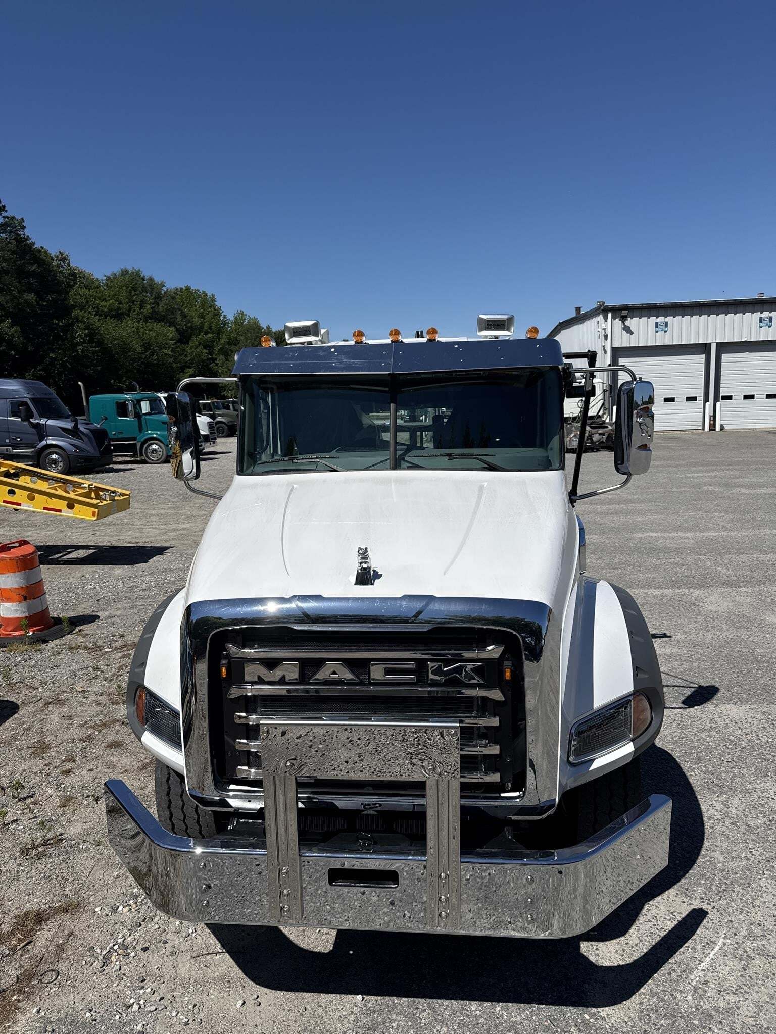2027 Mack GRANITE 64BR