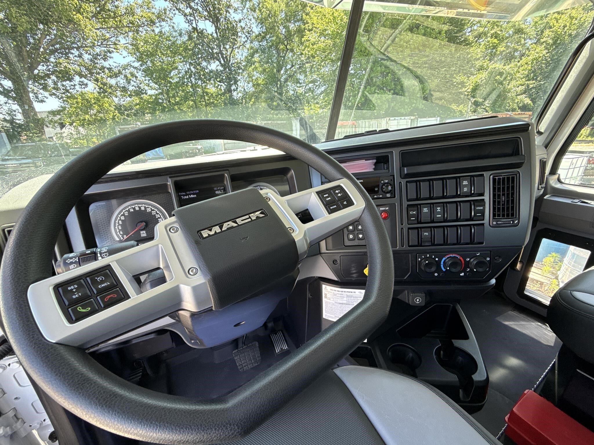 2027 Mack GRANITE 64BR
