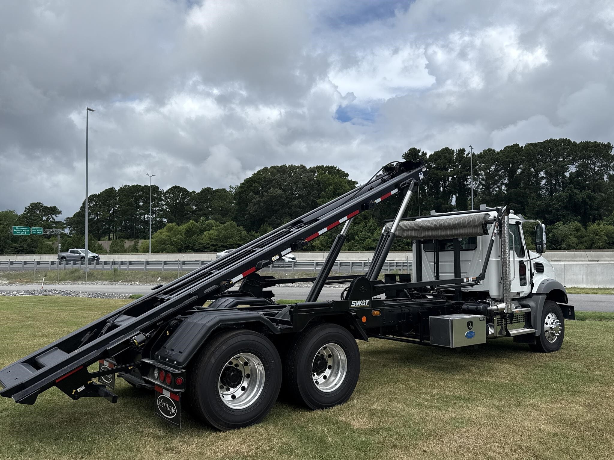 2026 Mack GRANITE 64BR