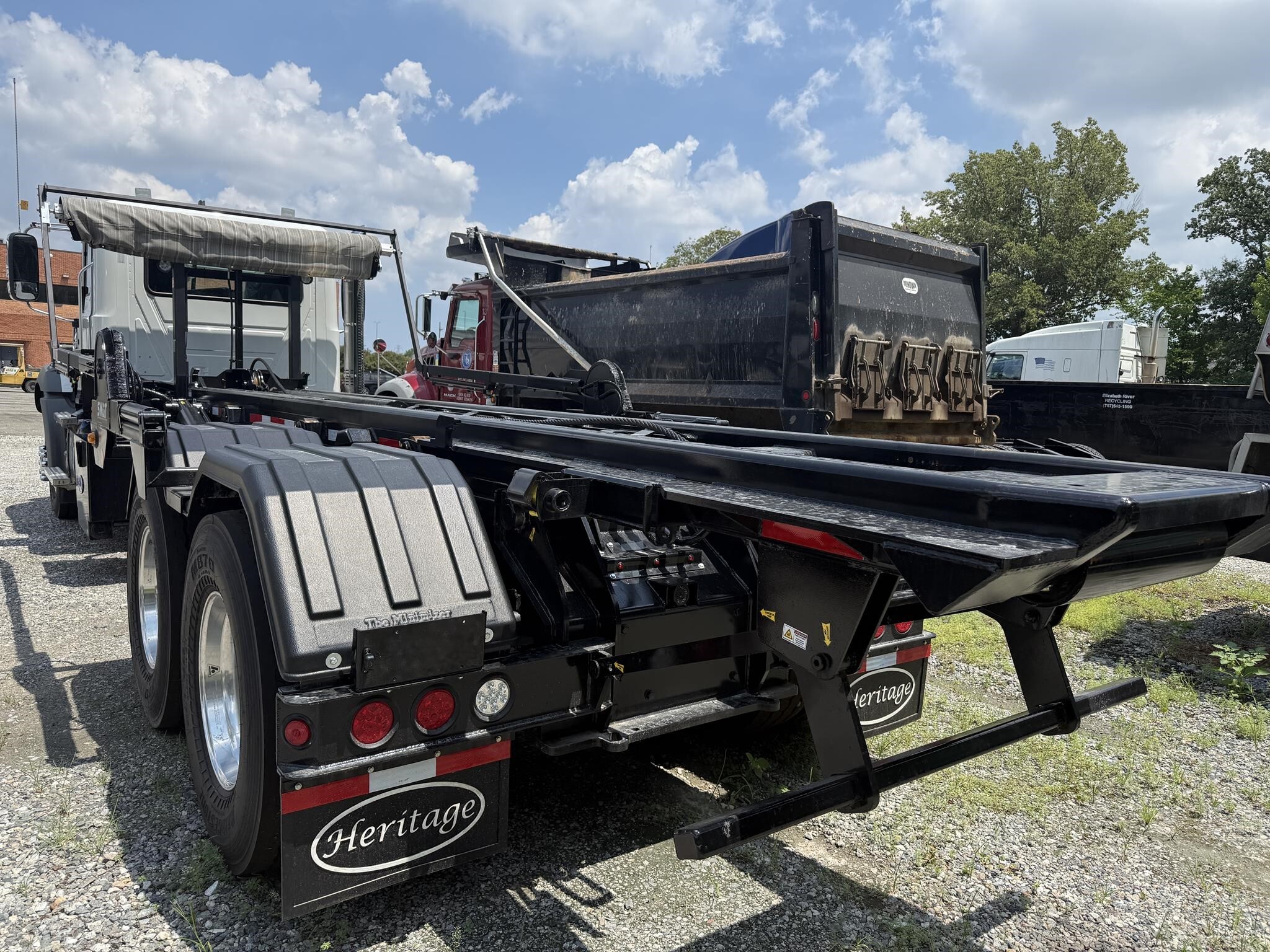2026 Mack GRANITE 64BR