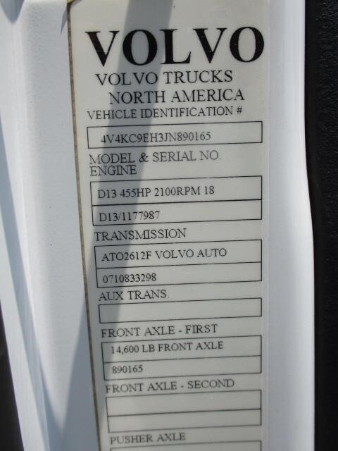 2018 Volvo VHD64FT300