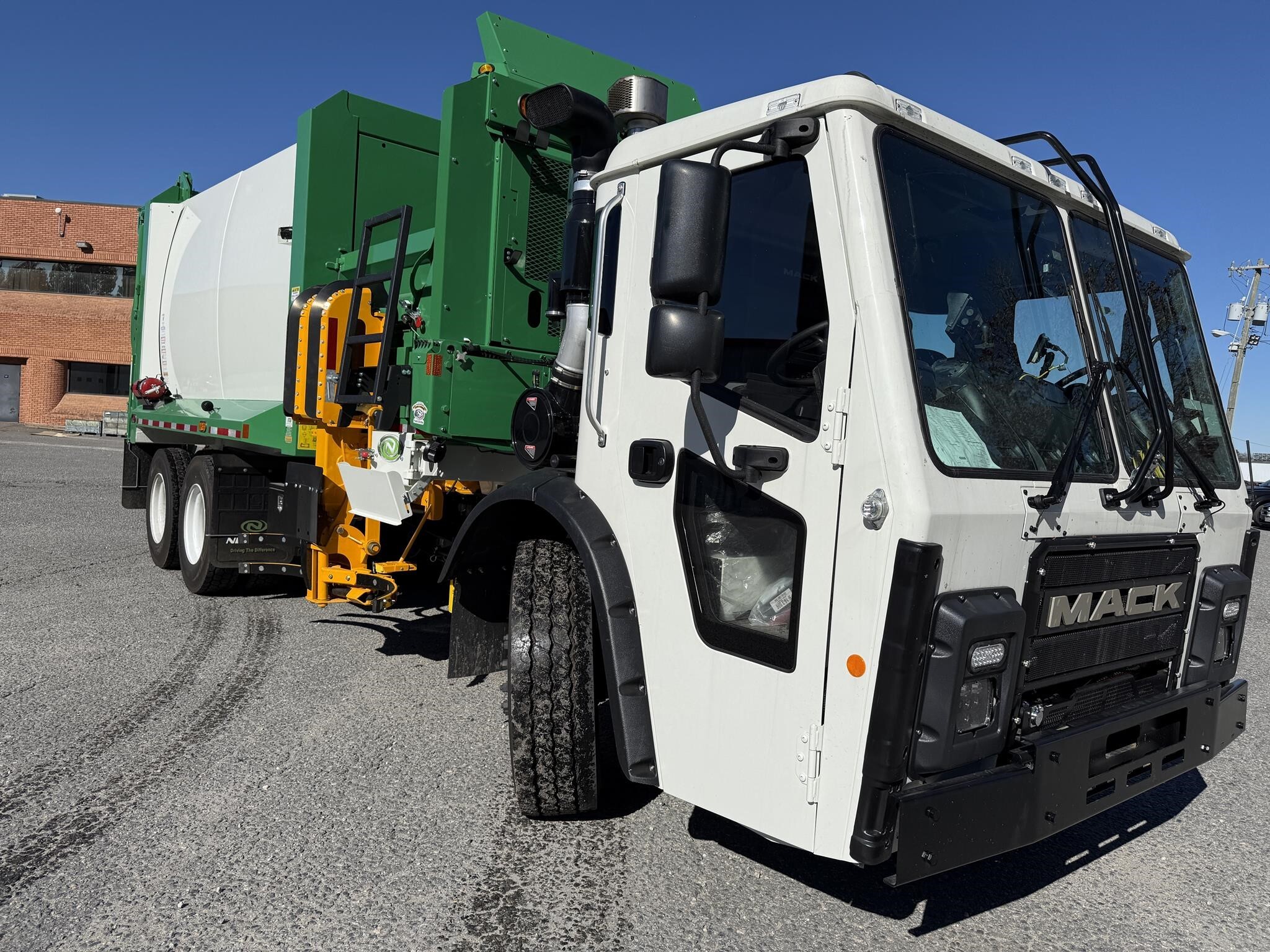 2026 Mack LR64R