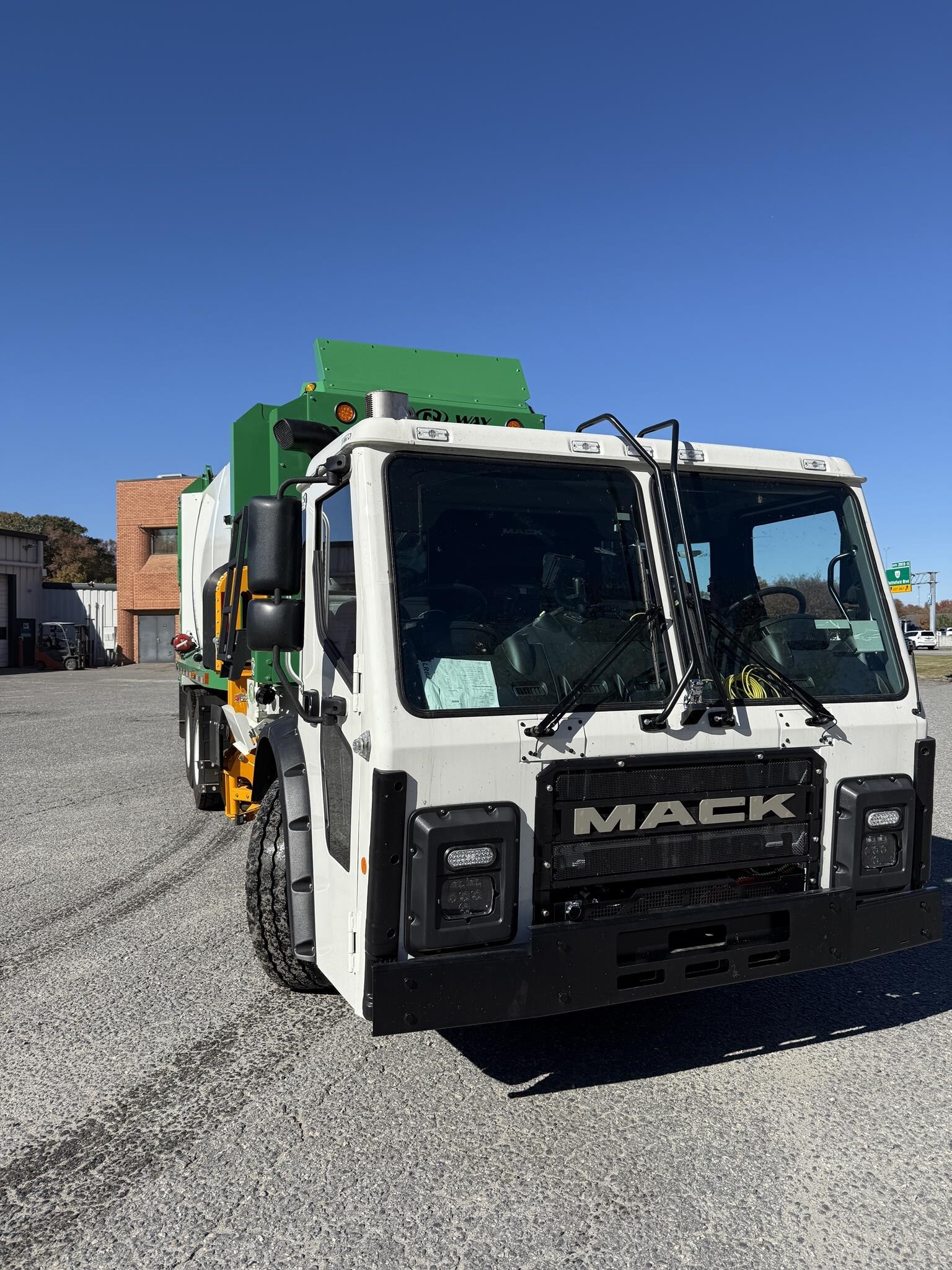 2026 Mack LR64R