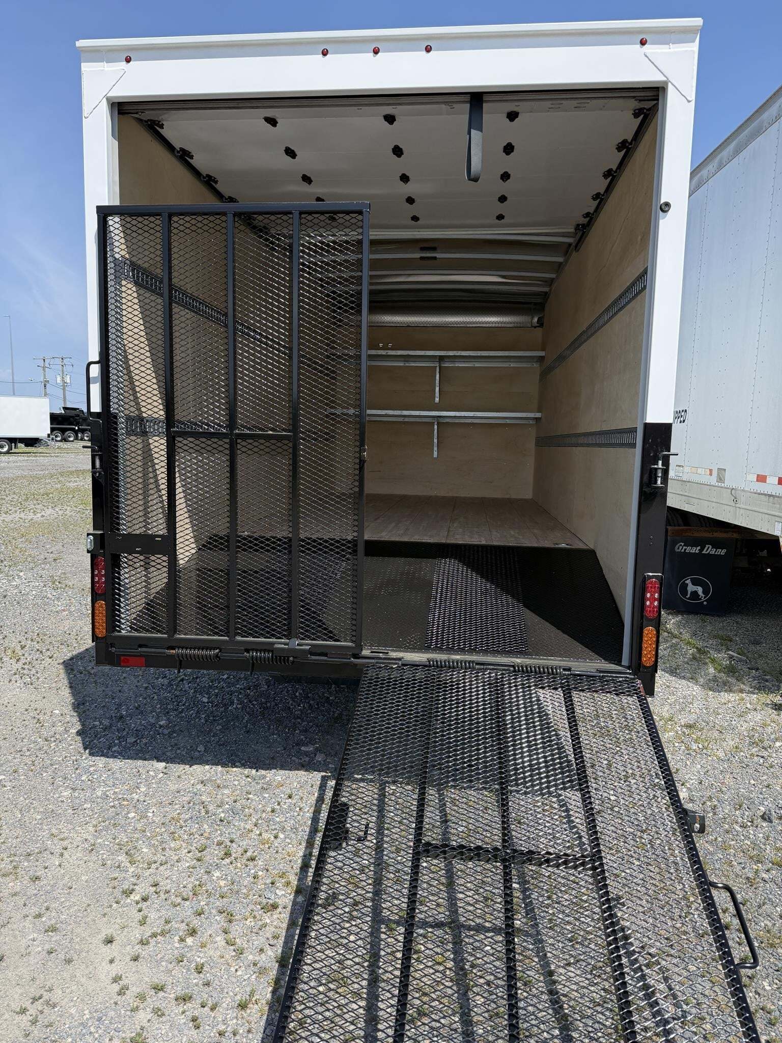 2027 Isuzu NPR HD