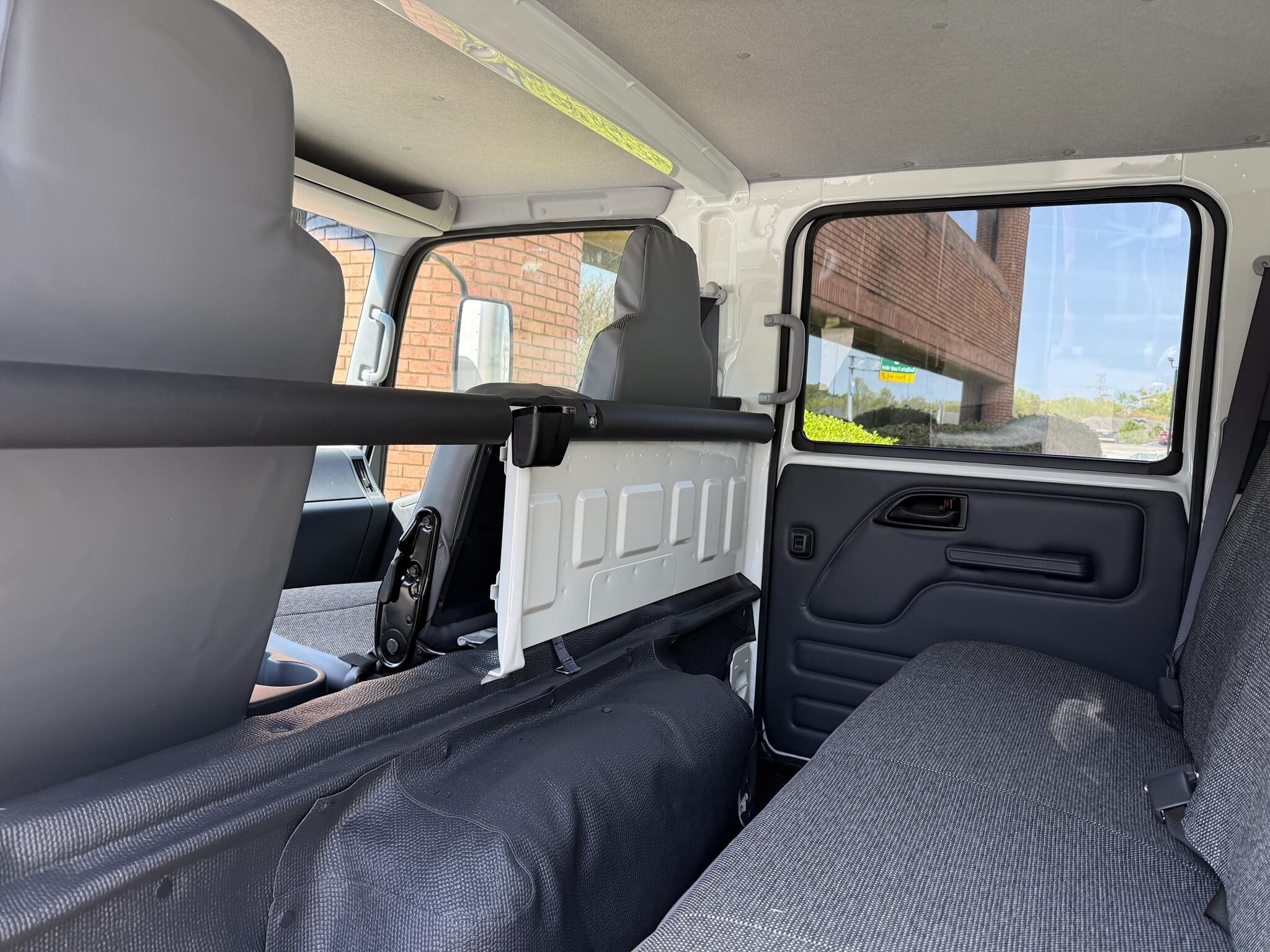 2027 Isuzu NPR HD
