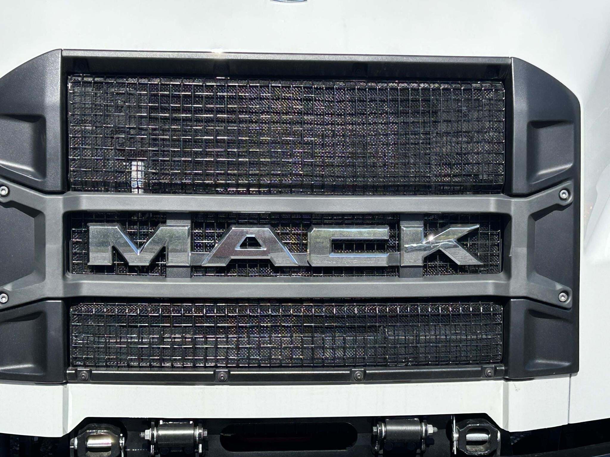2026 Mack MD6