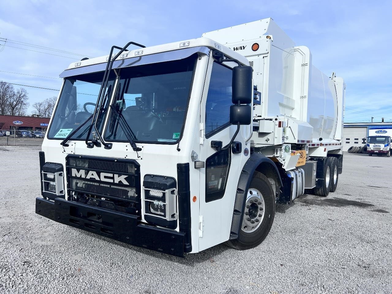 2026 Mack LR613