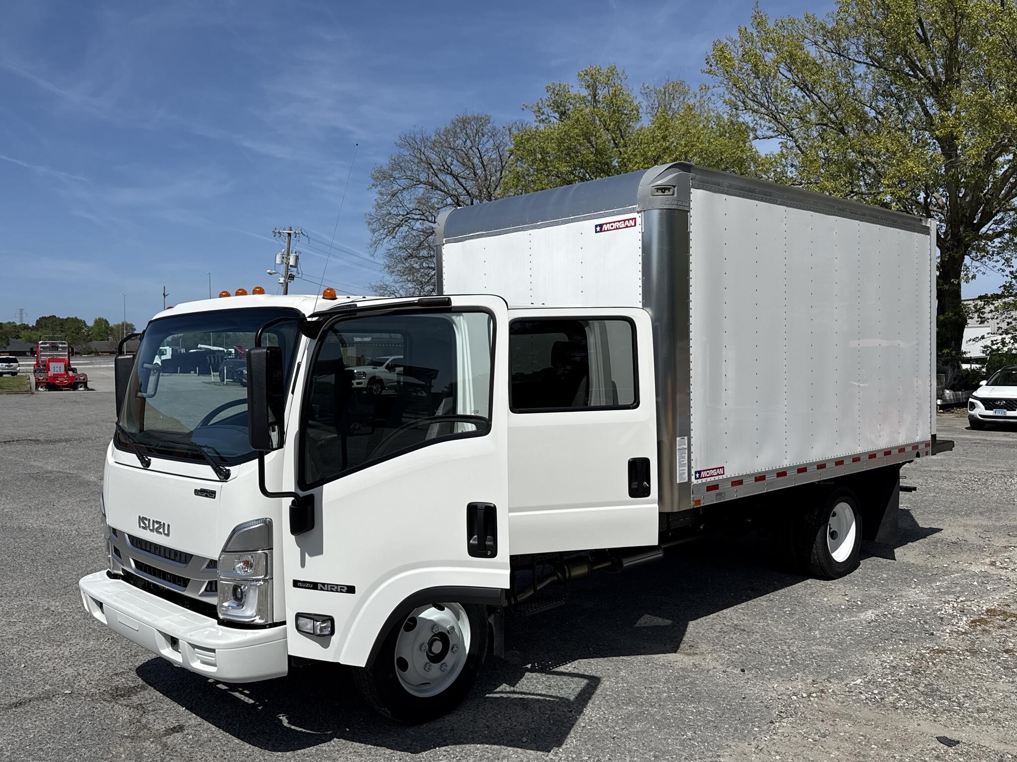 2027 Isuzu NRR