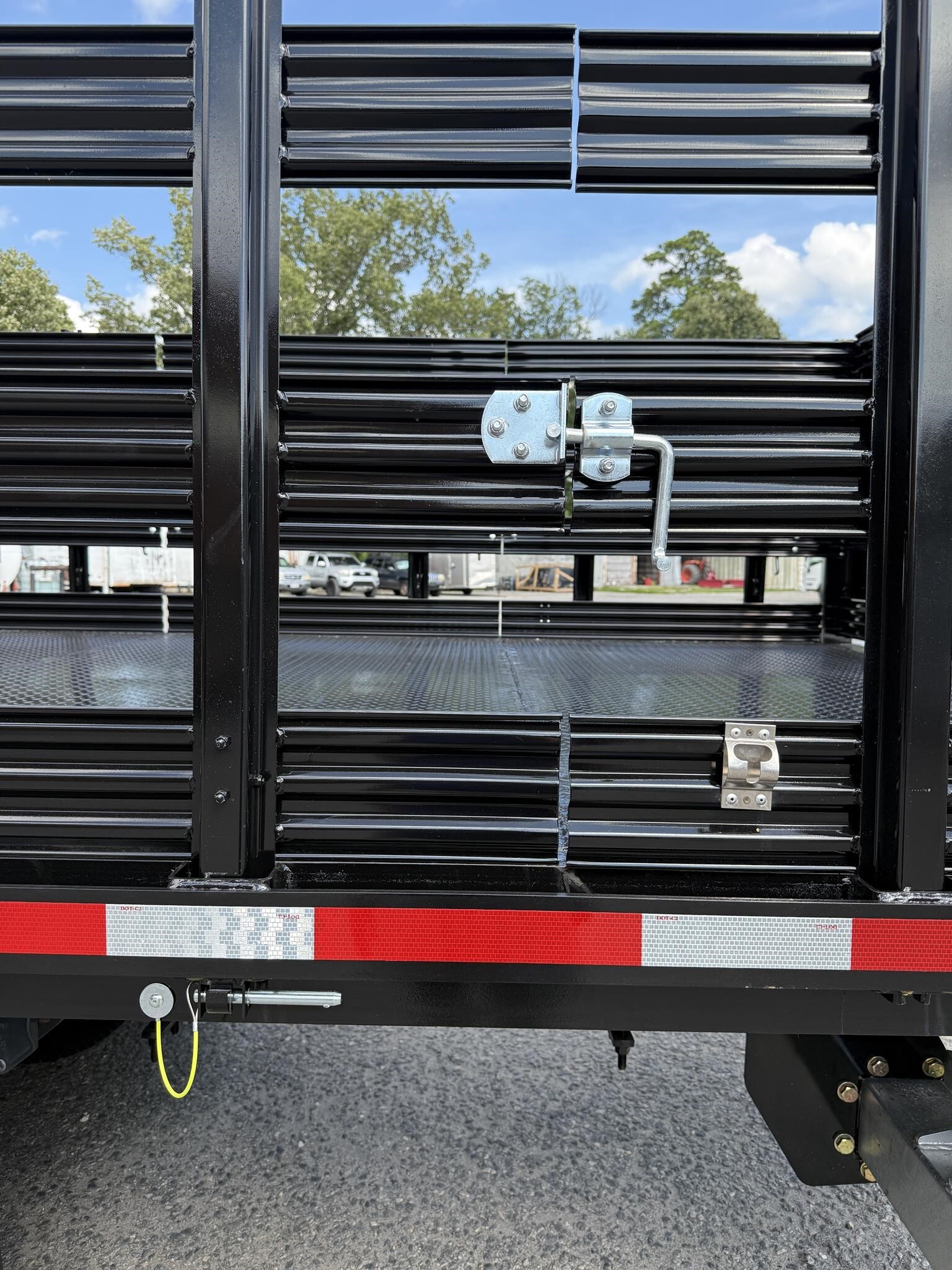 2027 Mack MD6