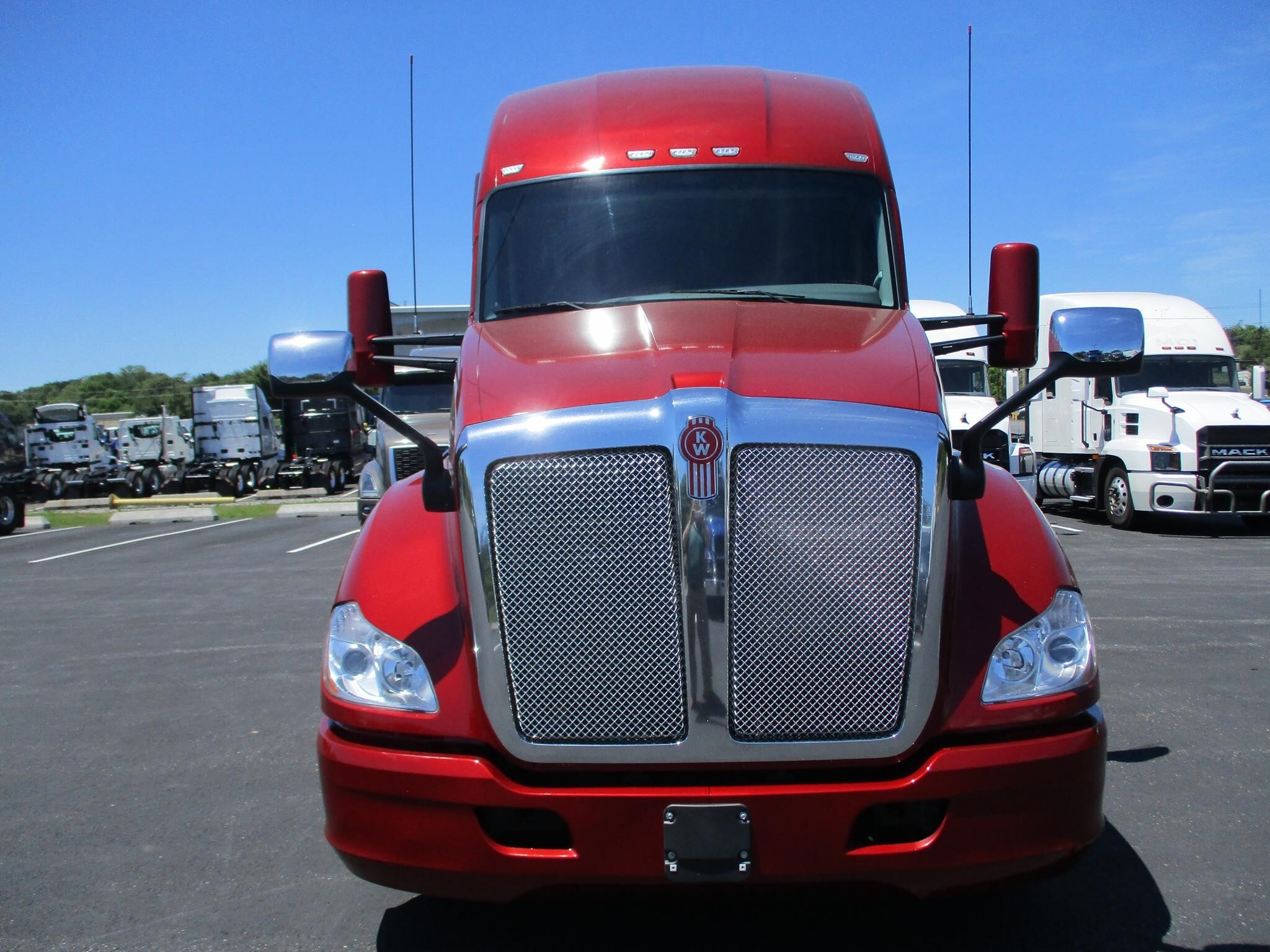 2019 Kenworth T680