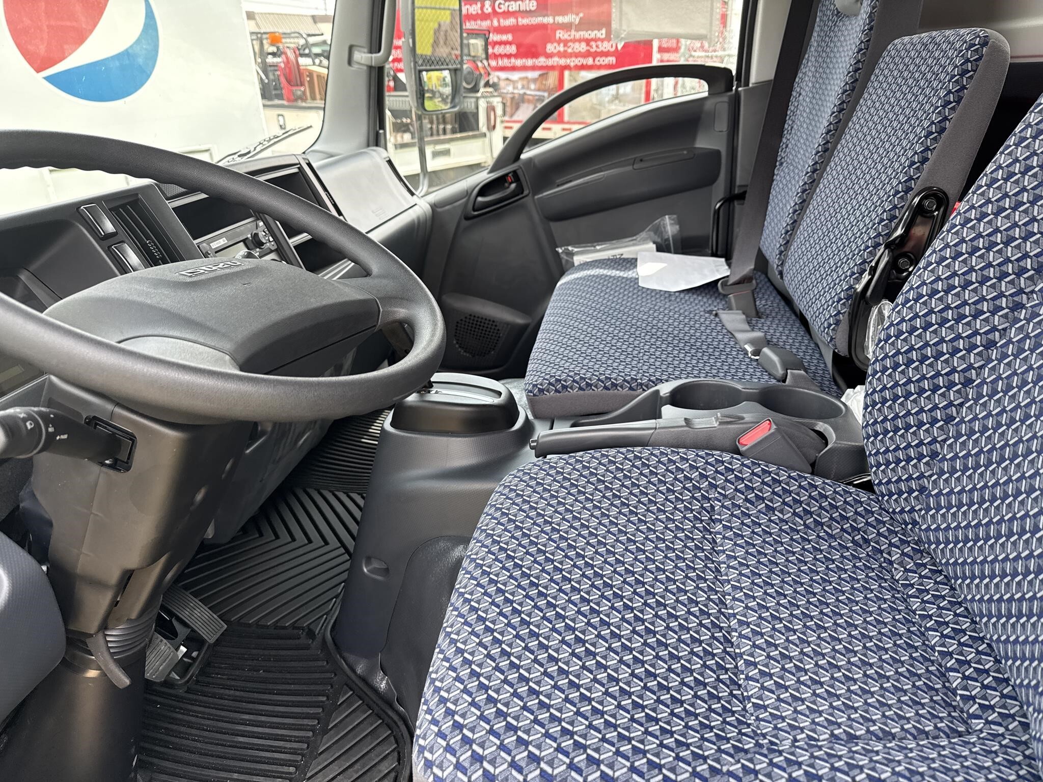 2026 Isuzu NPR HD