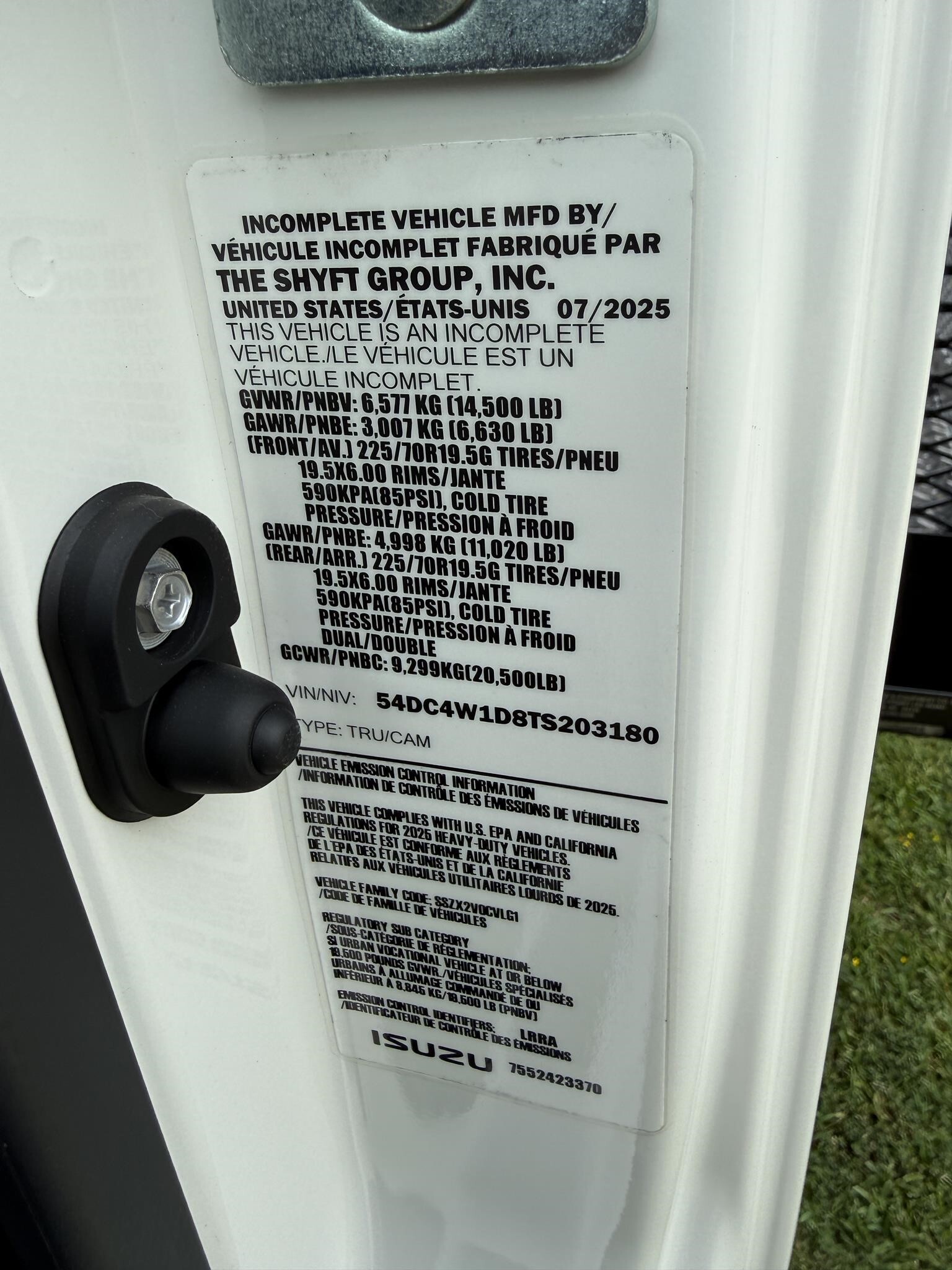 2026 Isuzu NPR HD