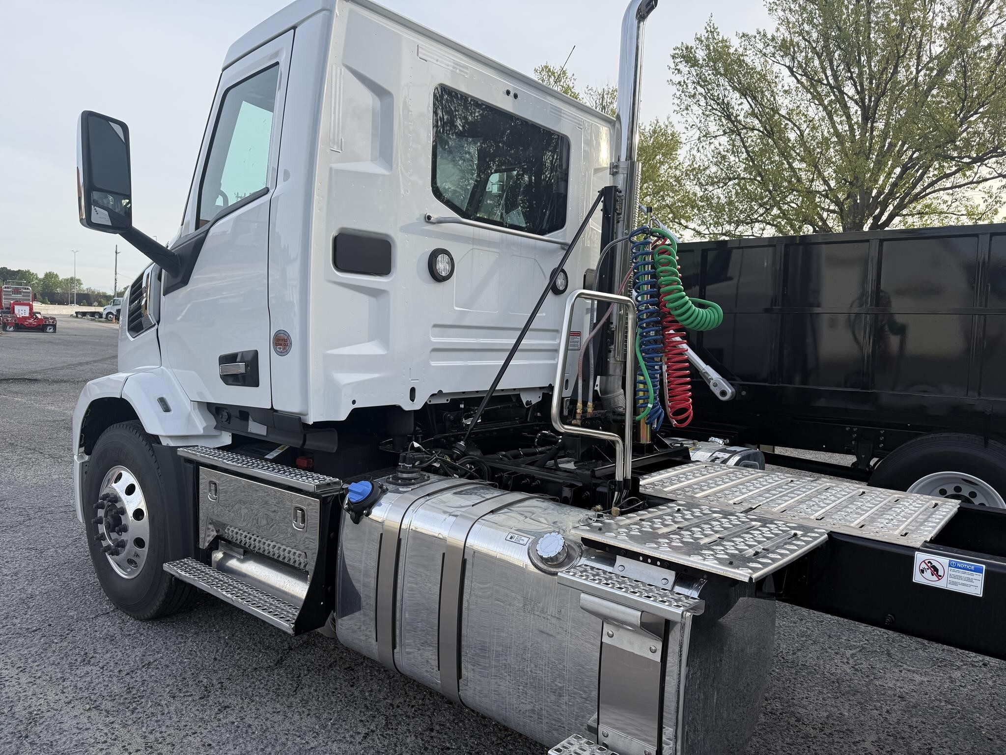2027 Mack ANTHEM 64T