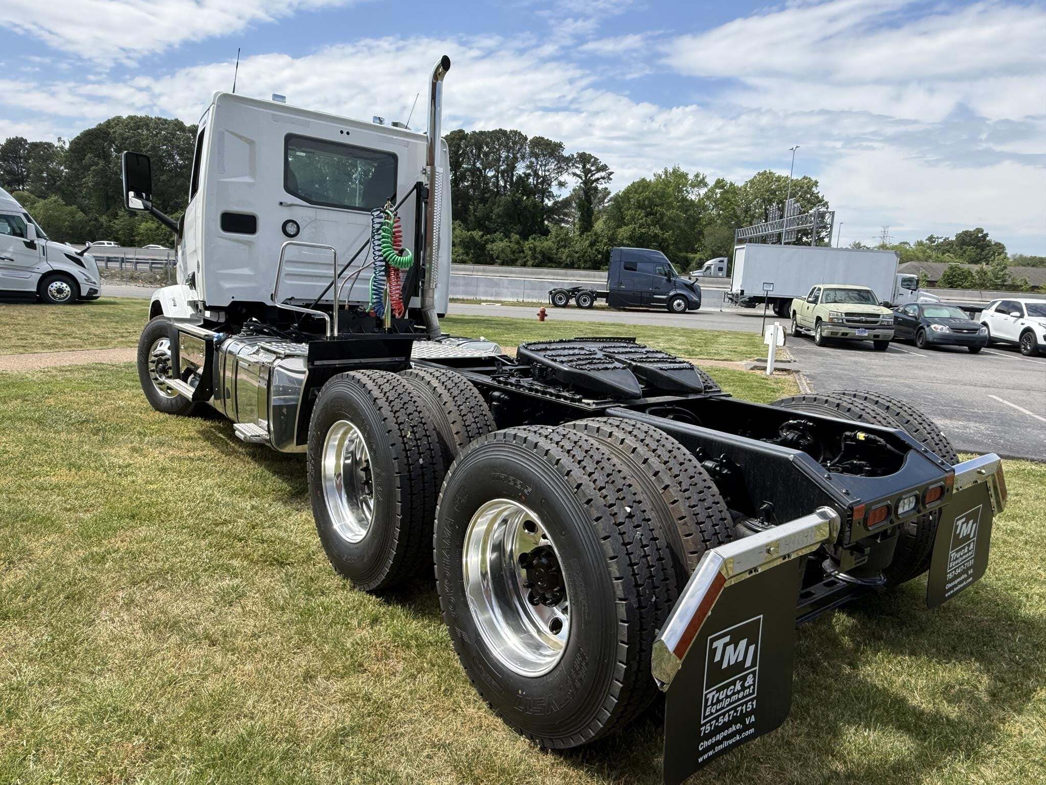 2027 Mack ANTHEM 64T