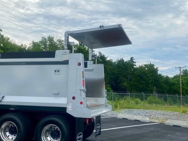 2027 Mack GRANITE