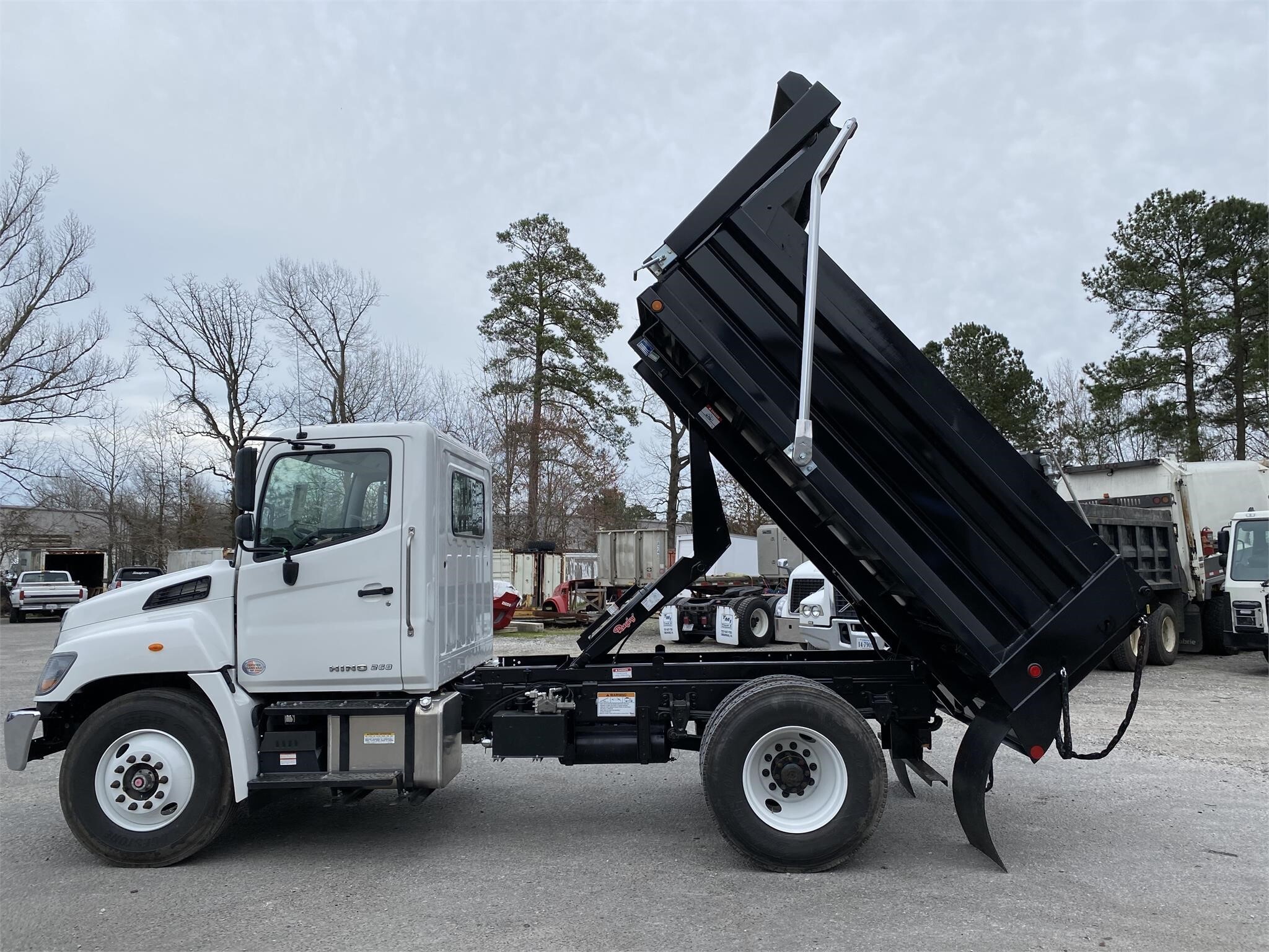 2027 Hino L6