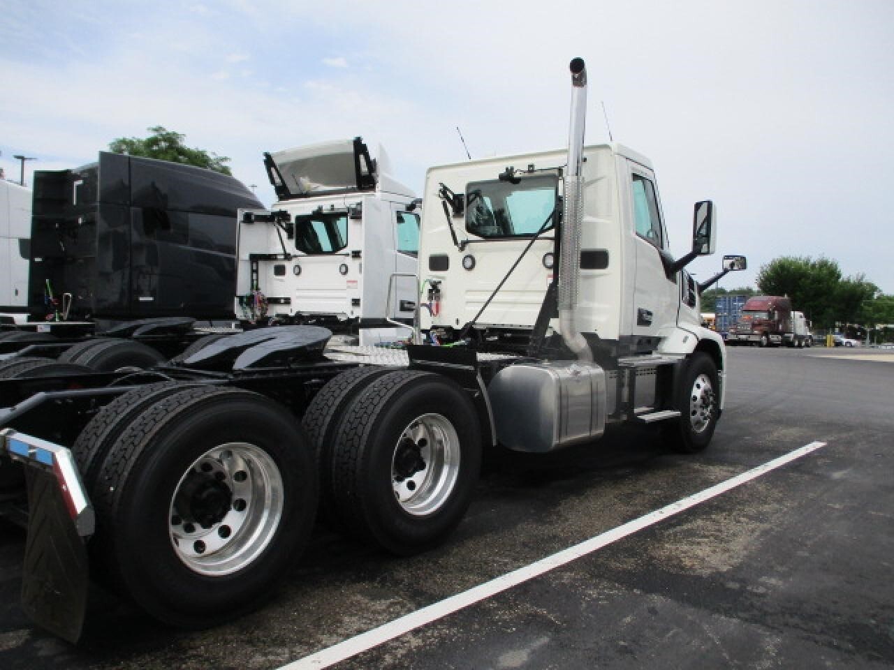 2027 Mack Pioneer